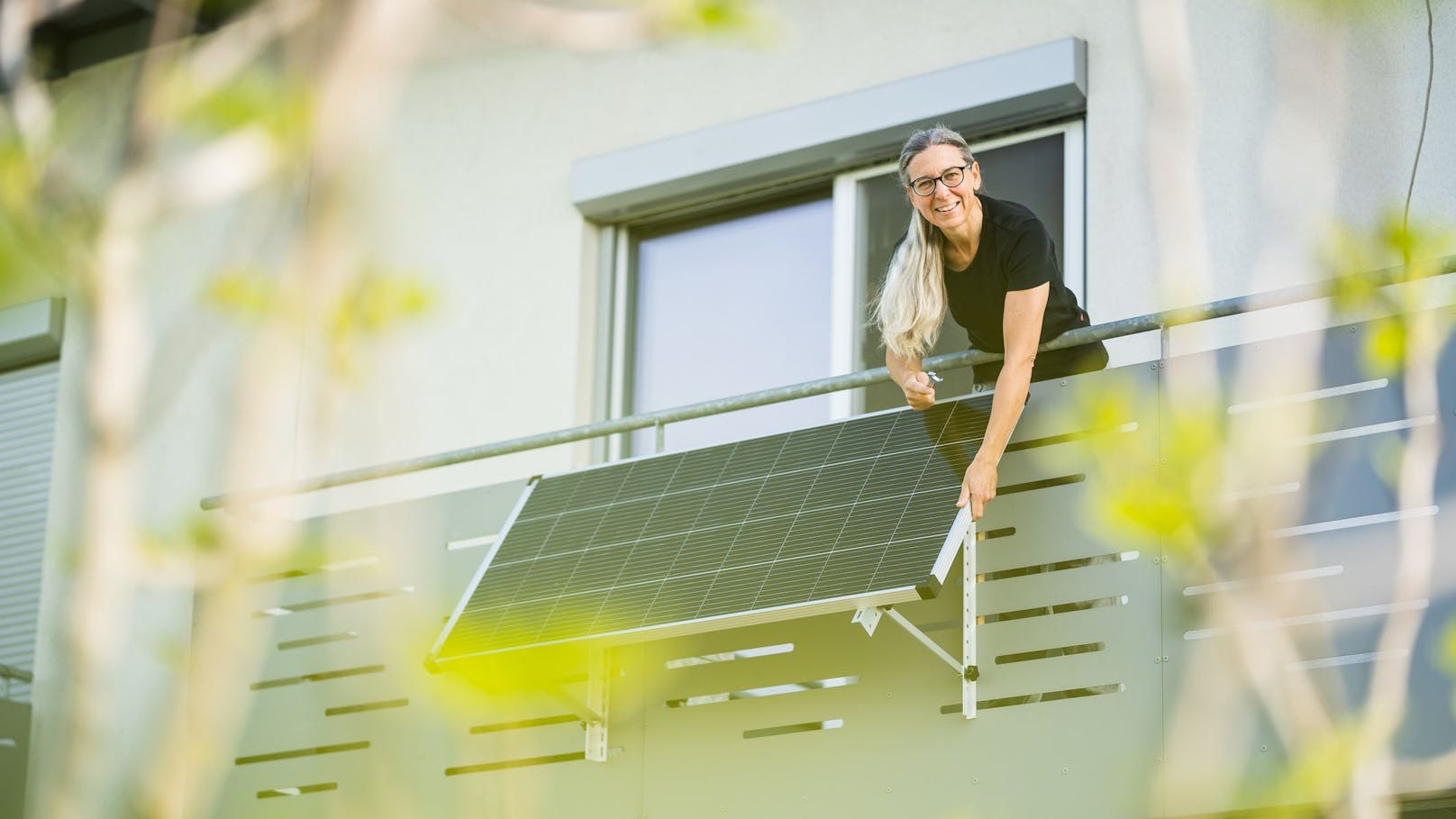 Umsatzsteuerbefreiung bei PV-Produkten wirkt: Aktuelle Geizhals.at-Analyse zeigt Preis- und Nachfrageentwicklung.