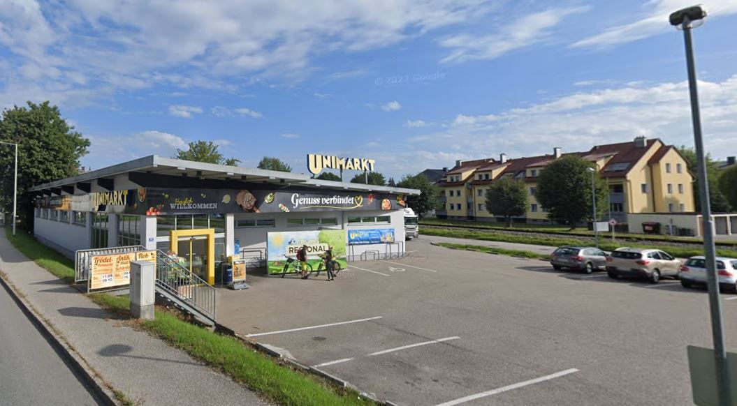 Der Unimarkt nach der Ortseinfahrt ist seit 30. April 2024 geschlossen.