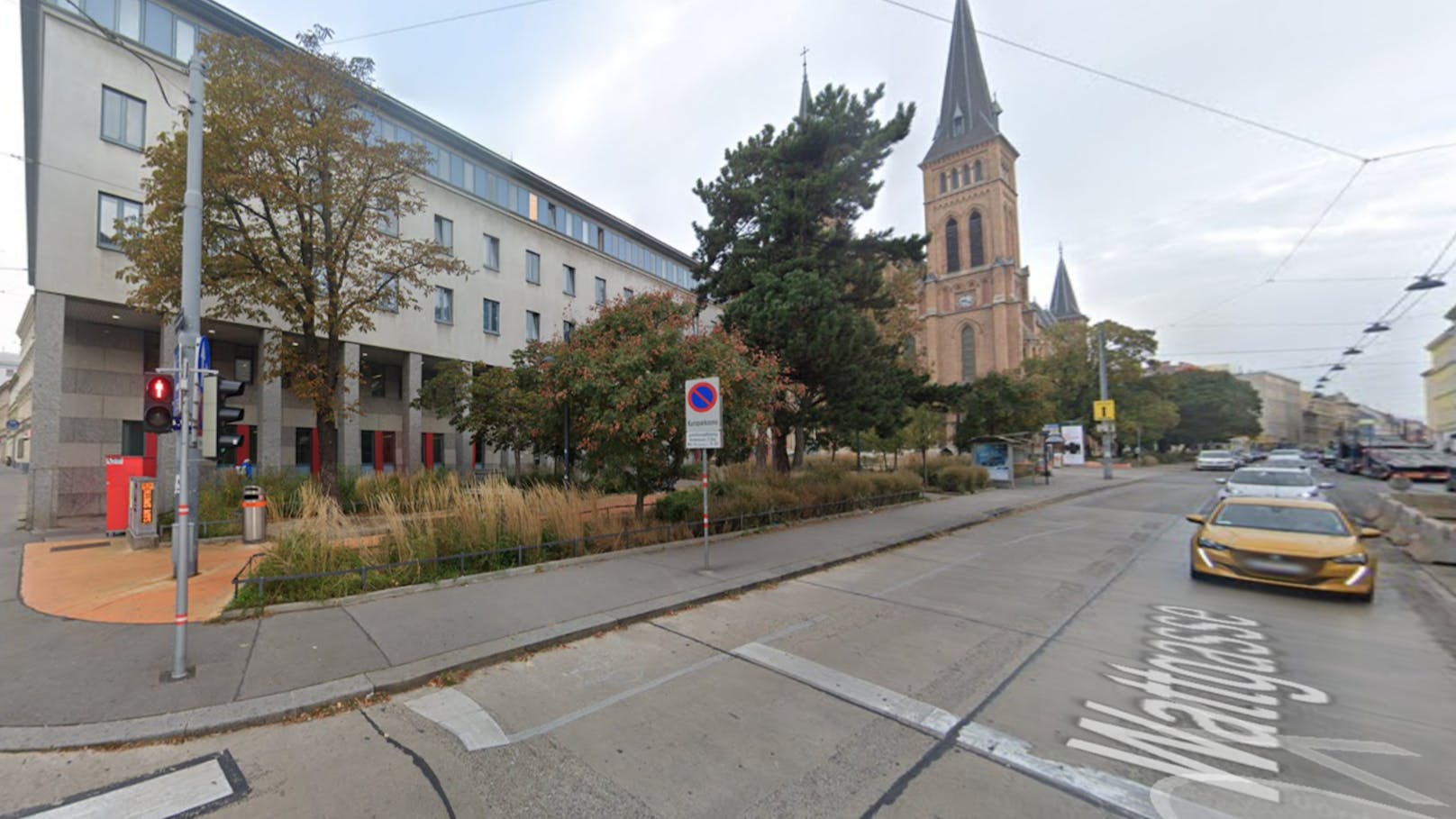 "Machma 1 gegen 1" – Mann attackiert Polizisten in Wien