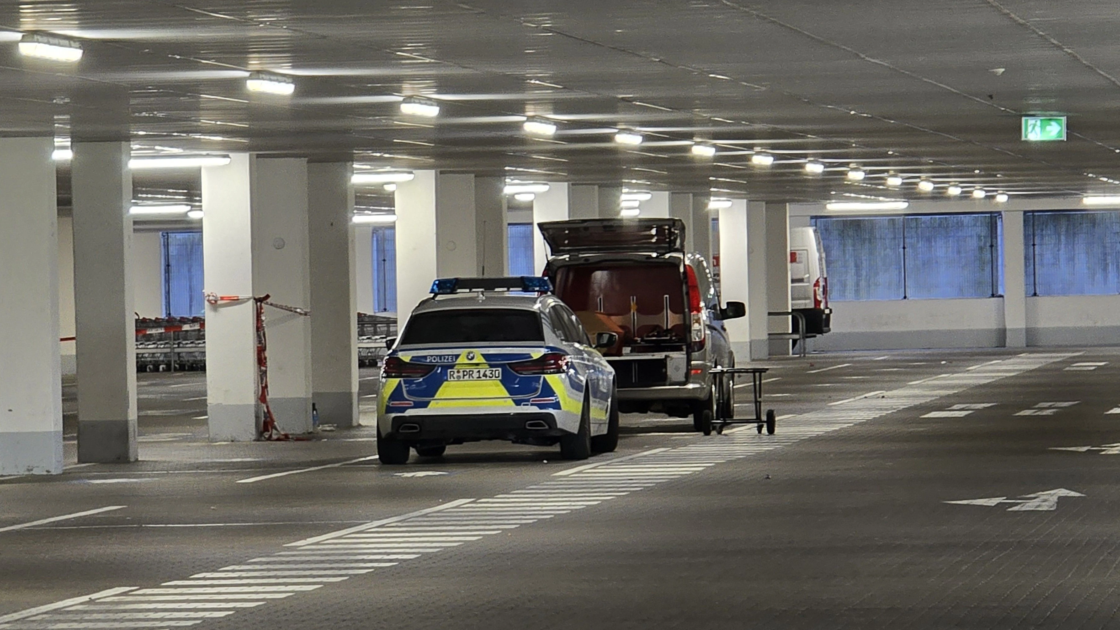 Heute.at - 19-Jährige tot im Kofferraum gefunden