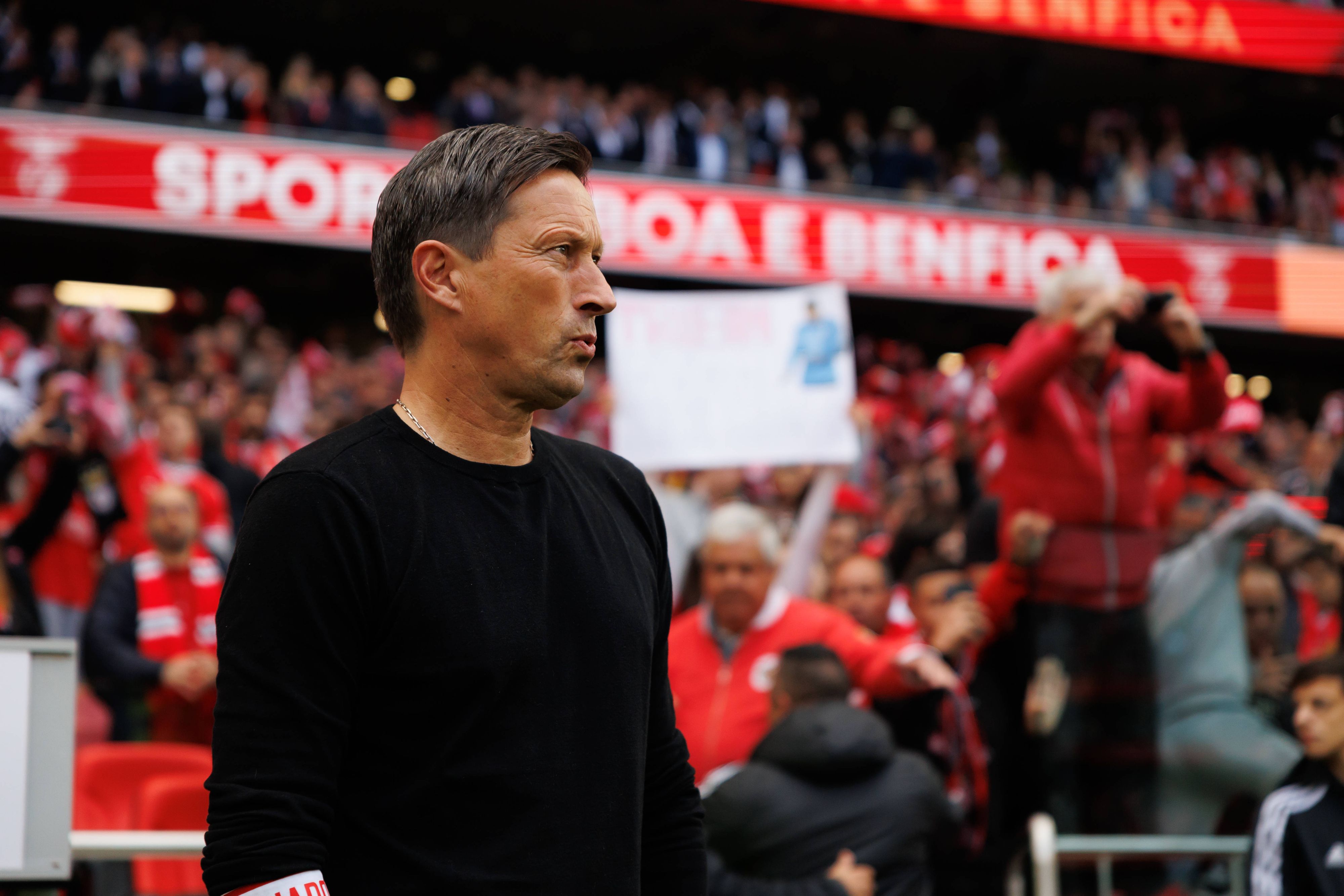 Roger Schmidt bleibt Trainer von Benfica Lissabon.