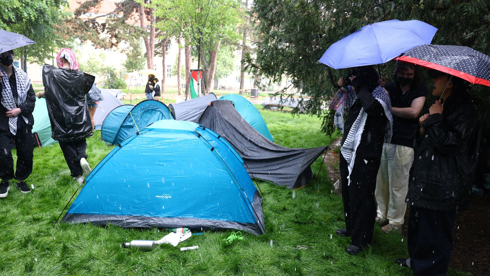 "Pro Palästina"-Protestcamp – nun auch Zelte in Wien