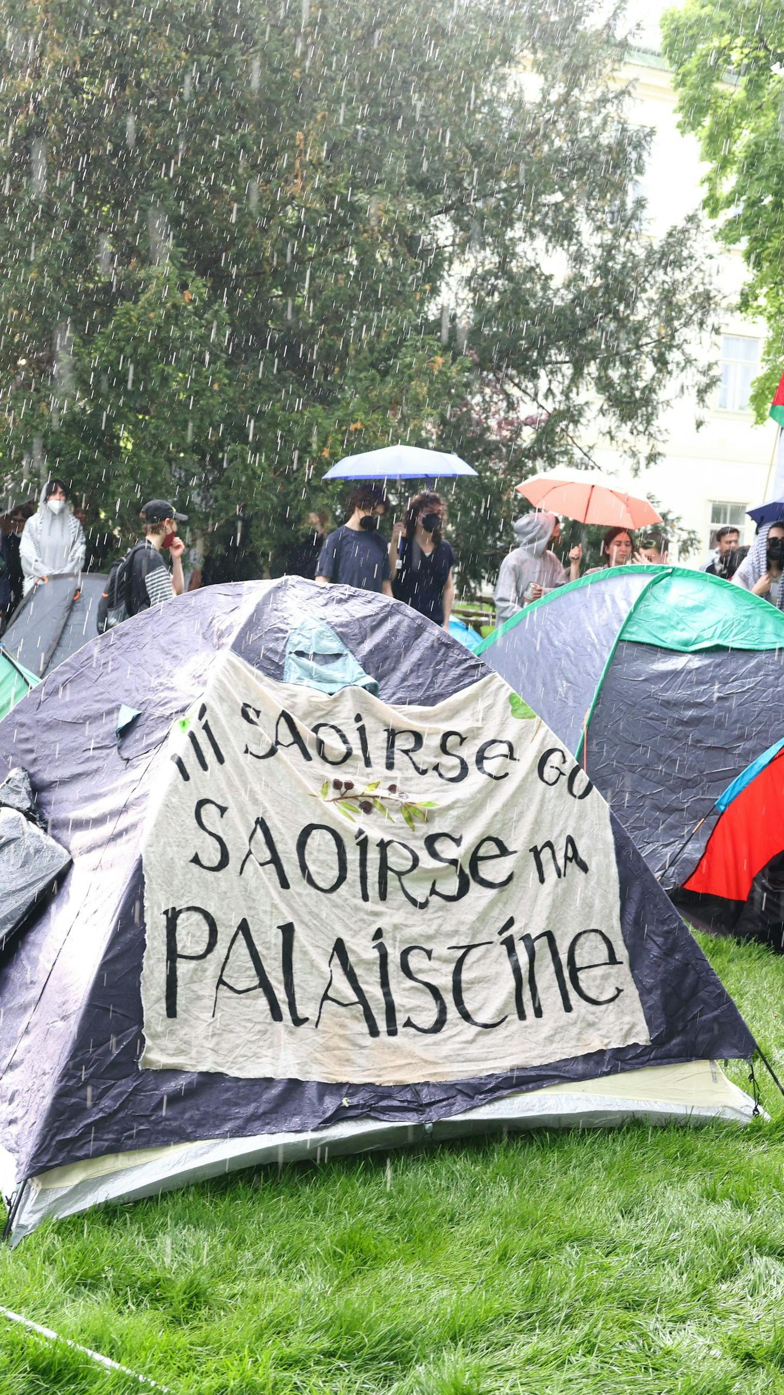 "Pro Palästina"-Protestcamp – nun auch Zelte in Wien