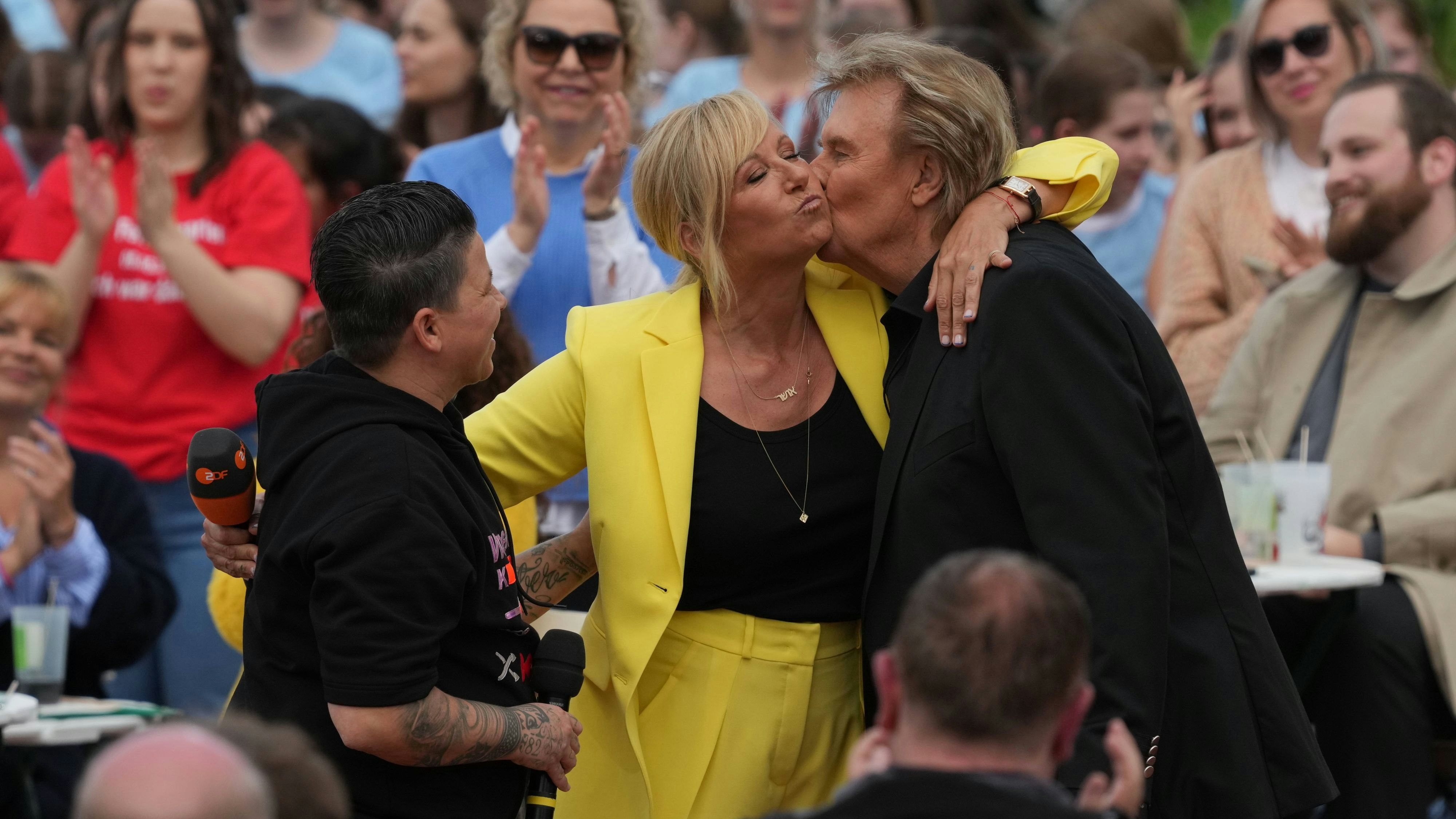 Mit dabei in der ersten Folge: Howard Carpendale und Kerstin Ott.