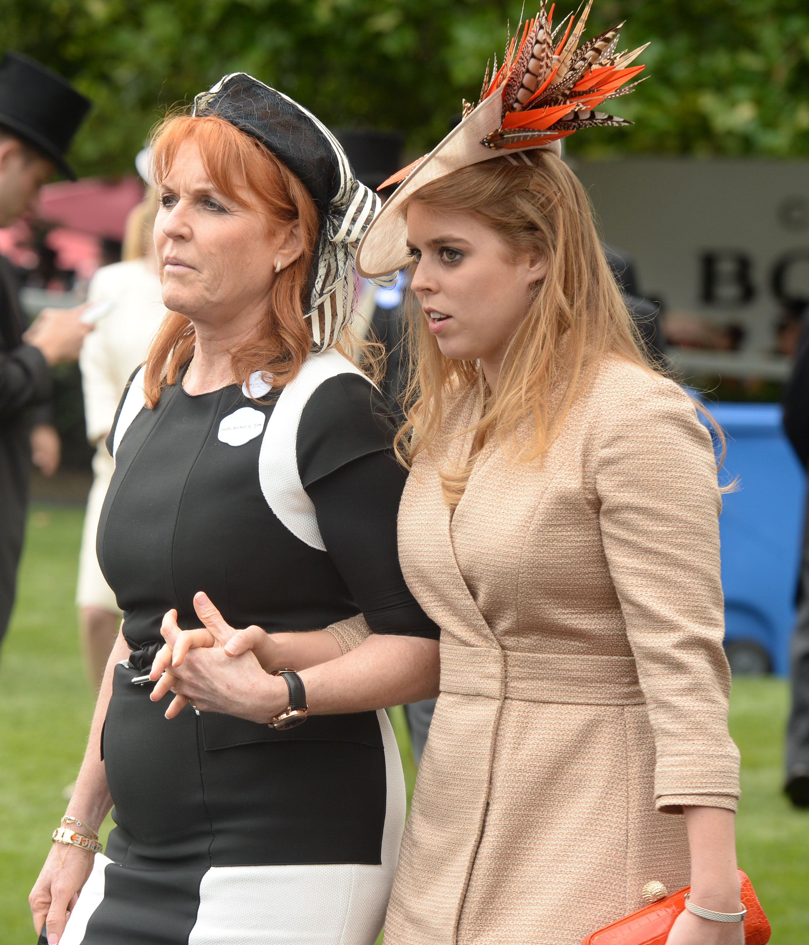 Sarah Ferguson (v. l.) und ihre Tochter Prinzessin Beatrice.