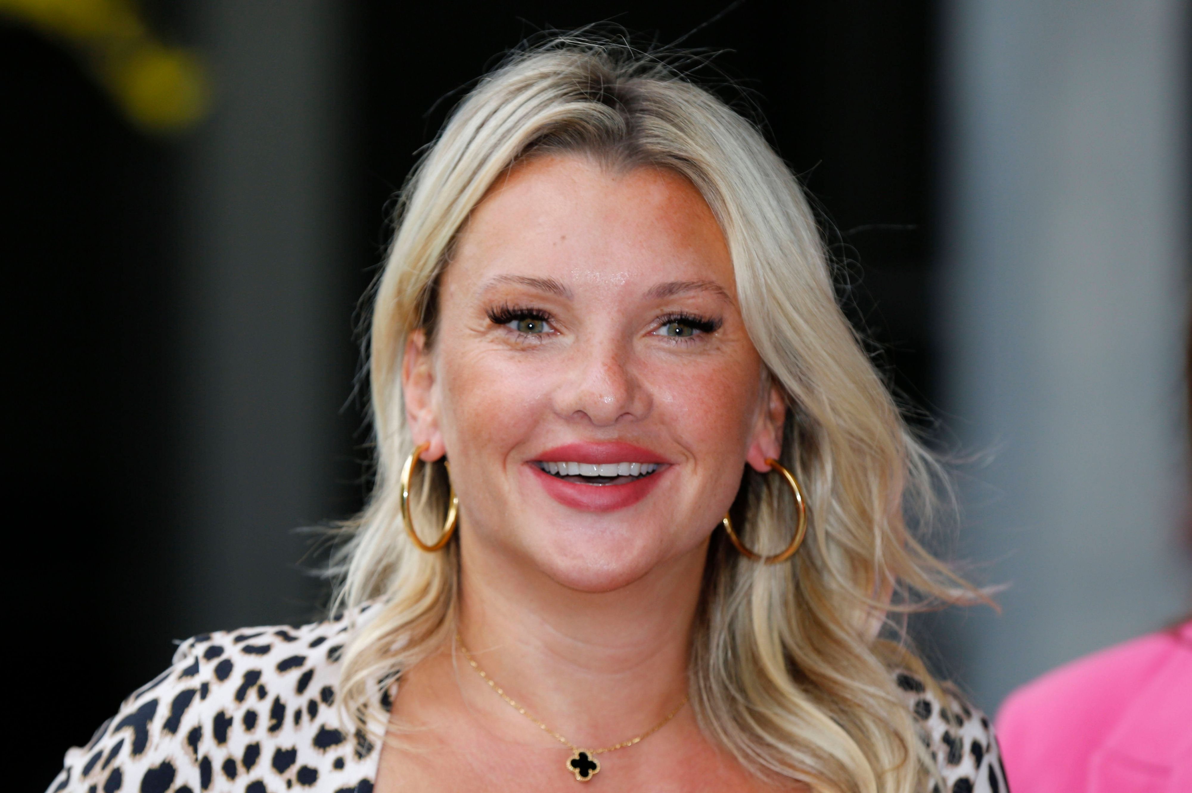 Heute.at - Schon heute! Evelyn Burdecki landet in Wien