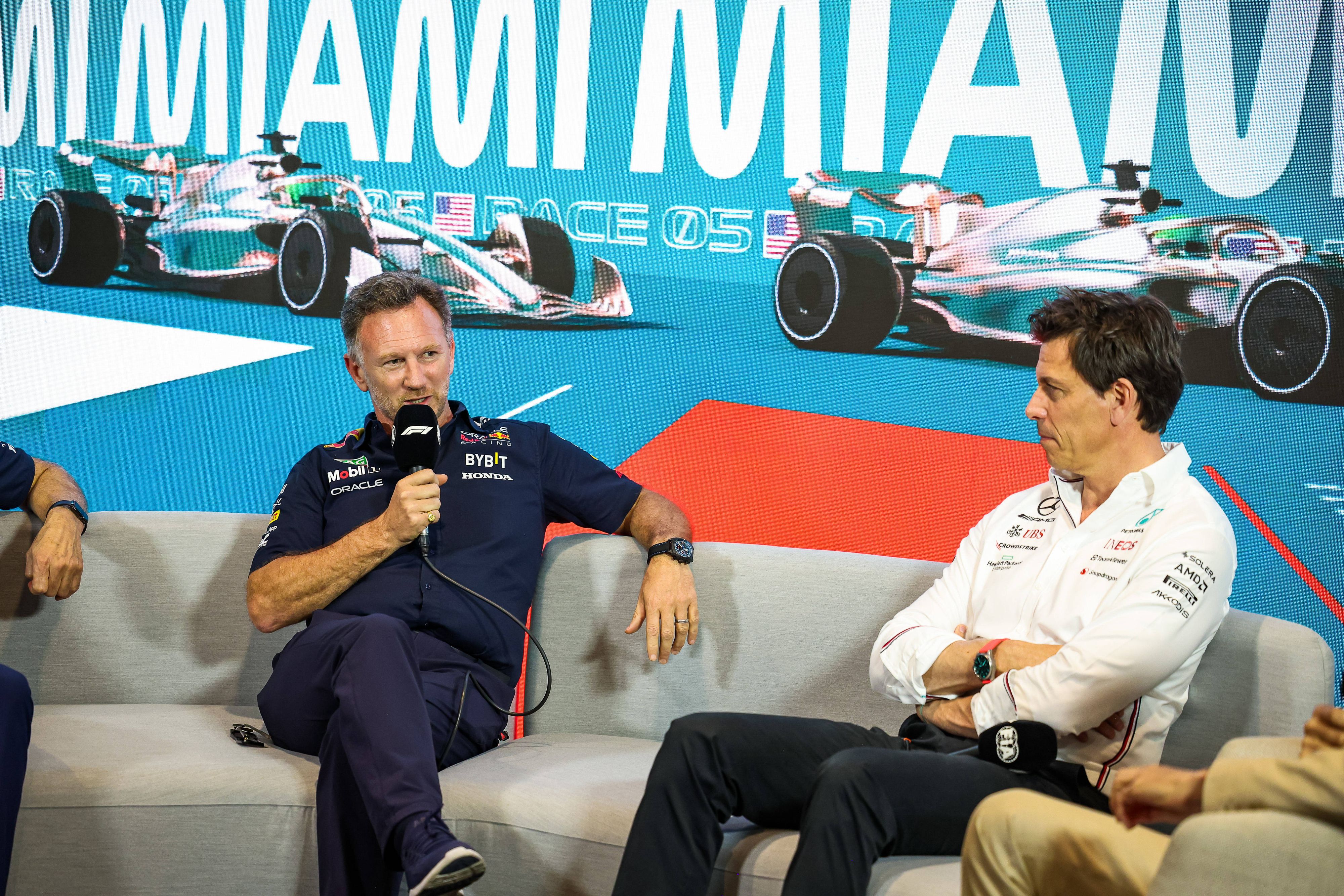 Christian Horner und Toto Wolff im Verbal-Schlagabtausch. 