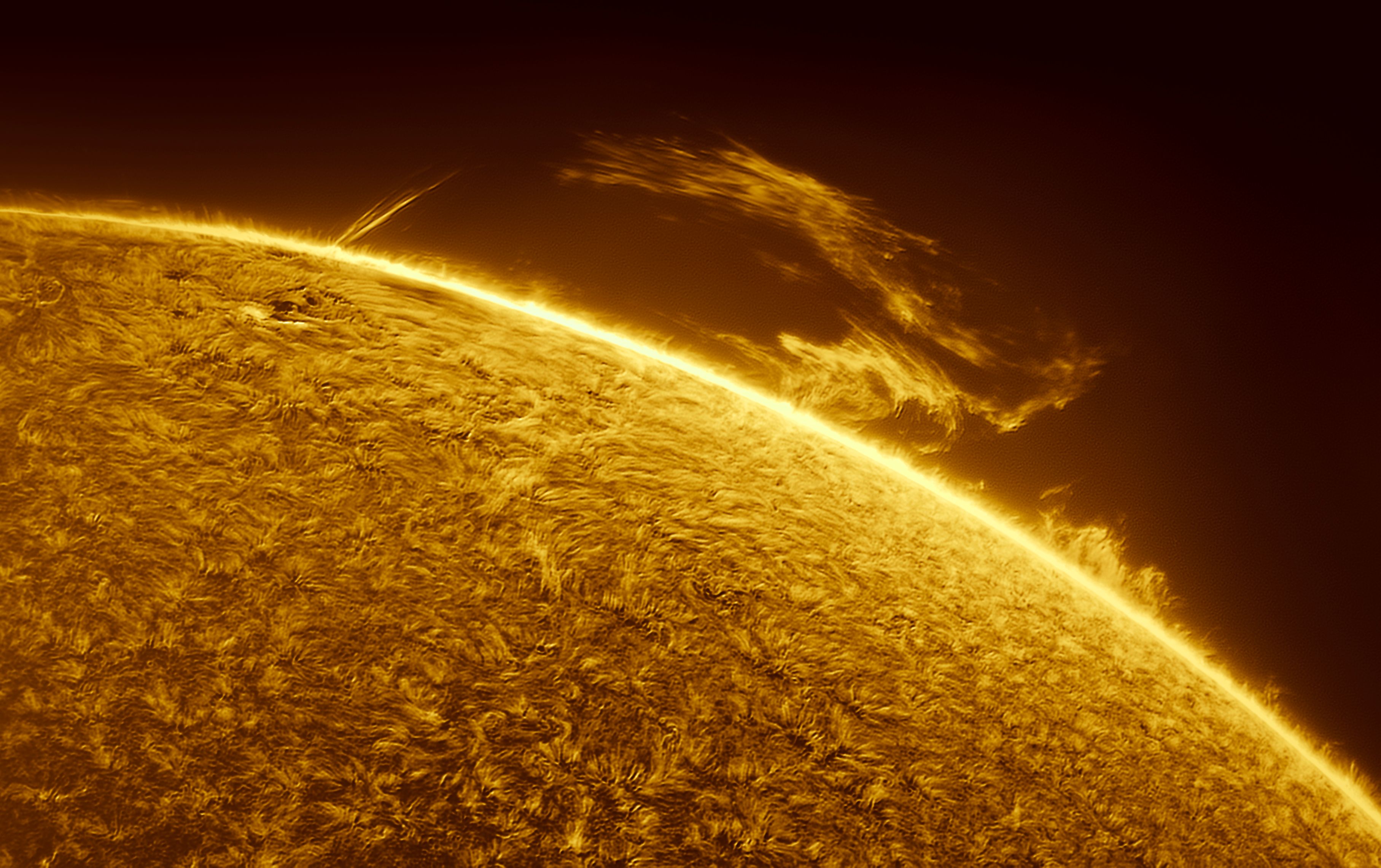 Unsere Sonne ist nicht statisch, sondern äußerst aktiv - und gibt UV-Strahlung ab.