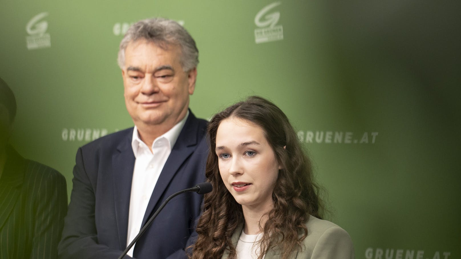 Werner Kogler und EU-Spitzenkandidatin Lena Schilling.