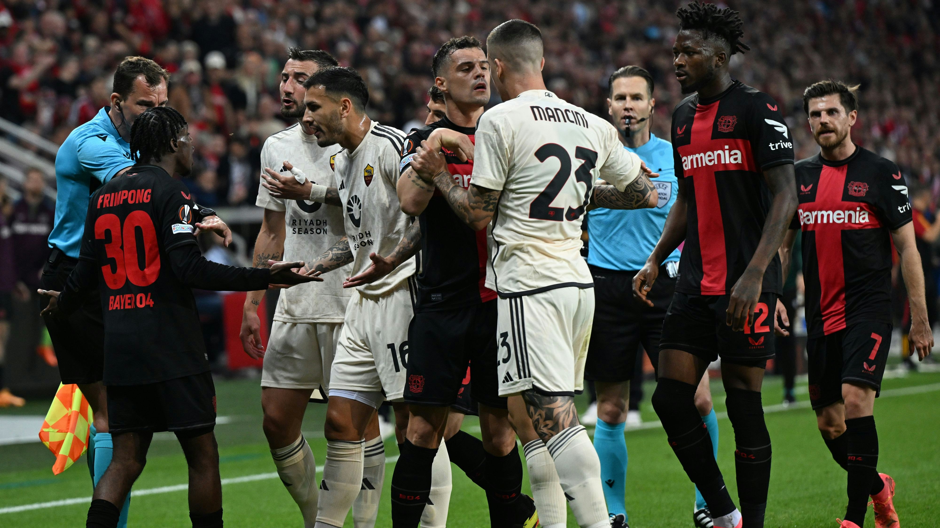 Heftige Diskussionen in Leverkusen