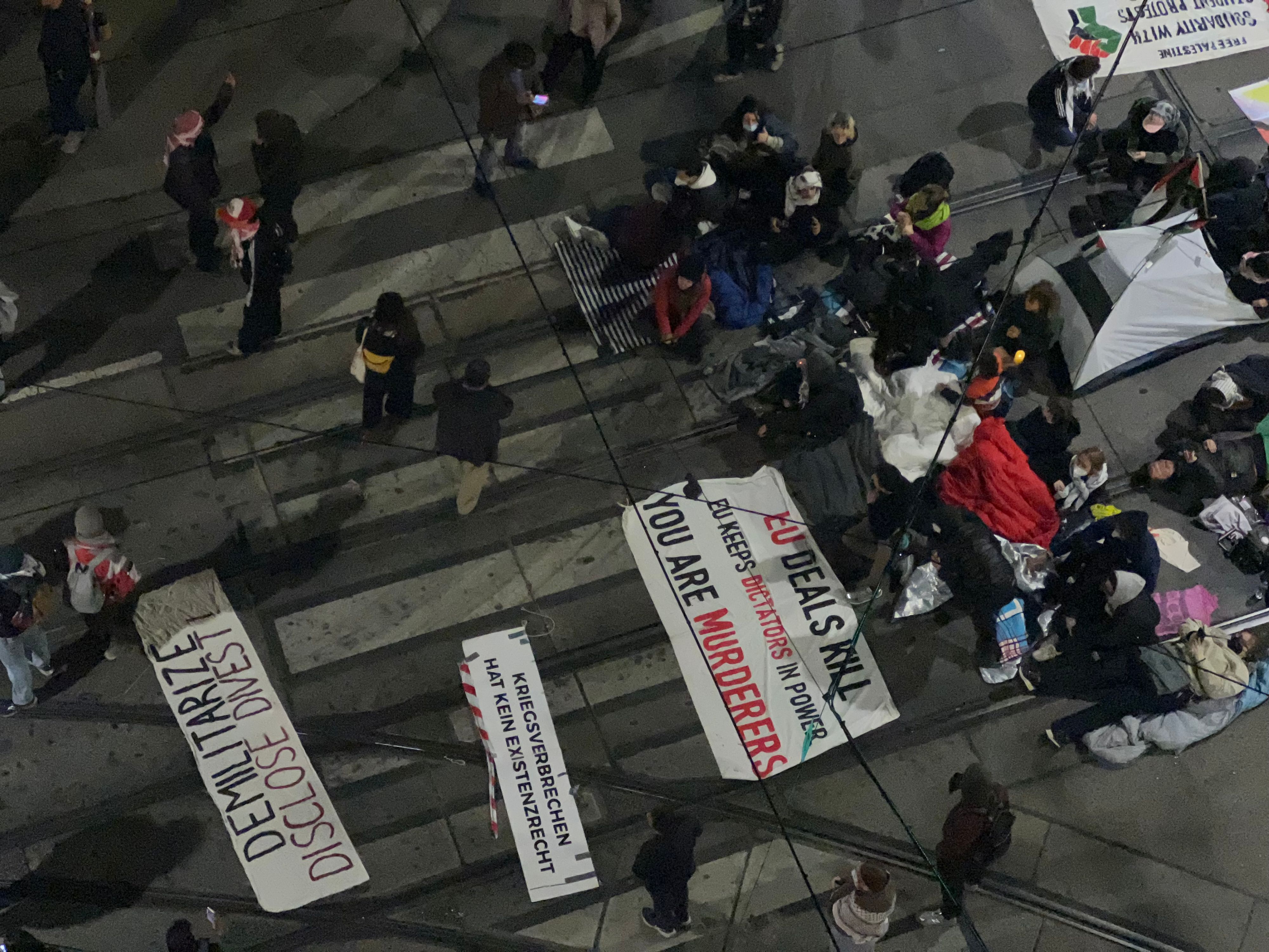 Festnahmen! Polizei räumt Pro-Palästina-Camp in Wien