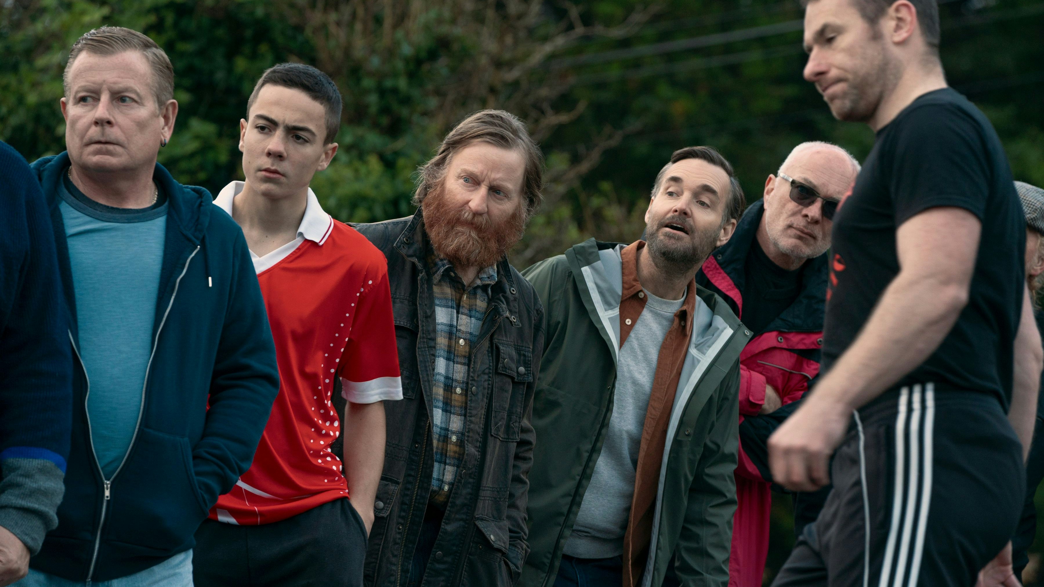 Männerpartie: Gil (Will Forte, Mitte) wird von der lokalen Männerpopulation rasch angenommen