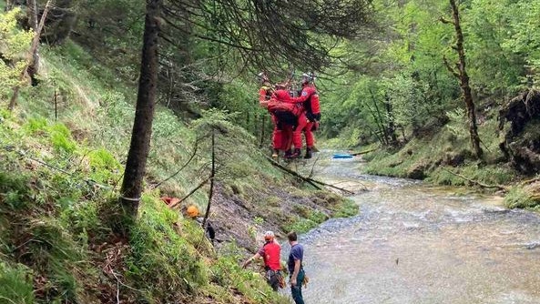 Zu einem tödlichen Kajakunfall kam es am 9. Mai 2024 gegen 11:40 Uhr in Weißenbach am Attersee. 