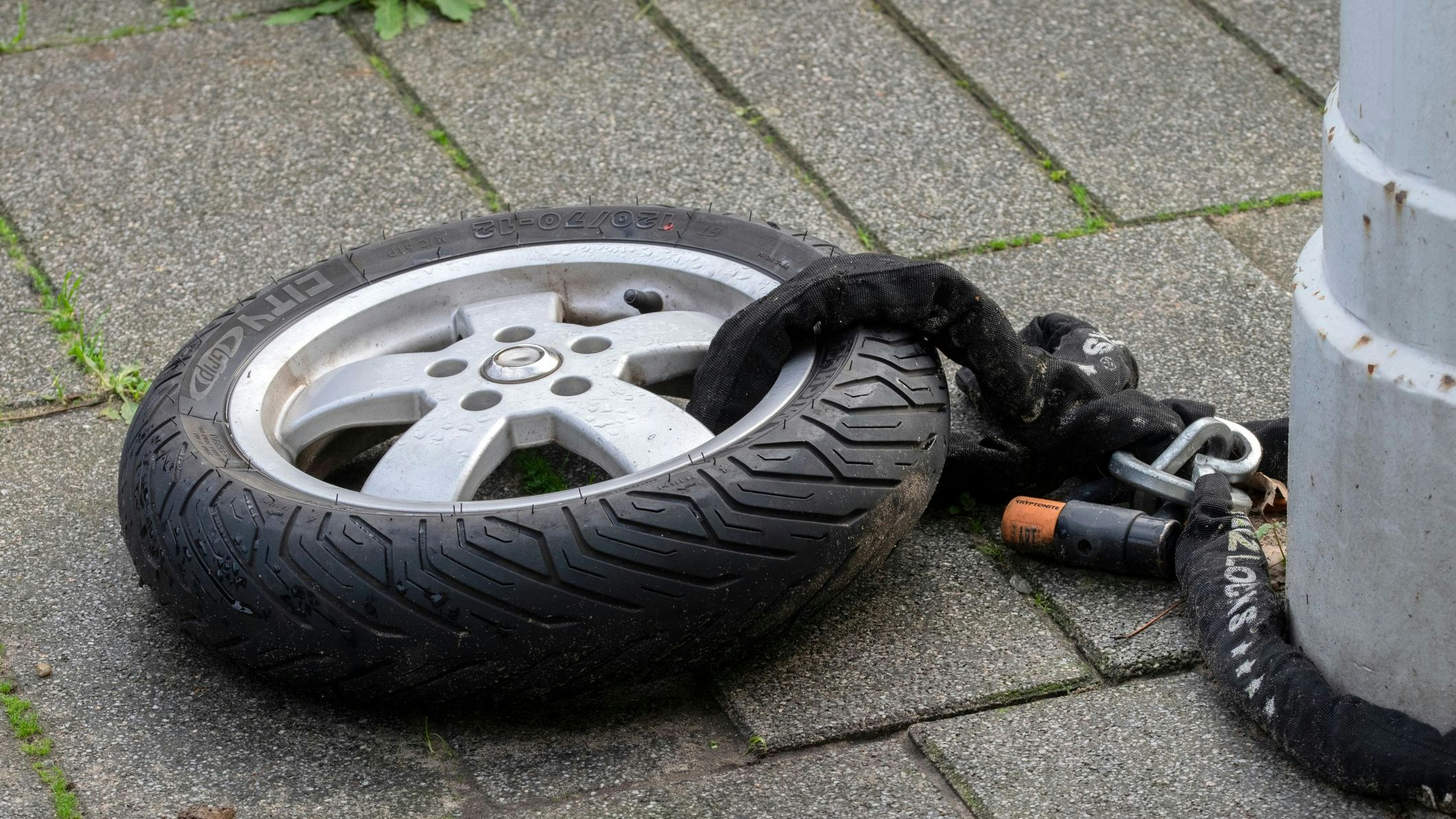 Stolen Scooter With Only The Wheel Left At Amsterdam The Netherlands 29-11-2022