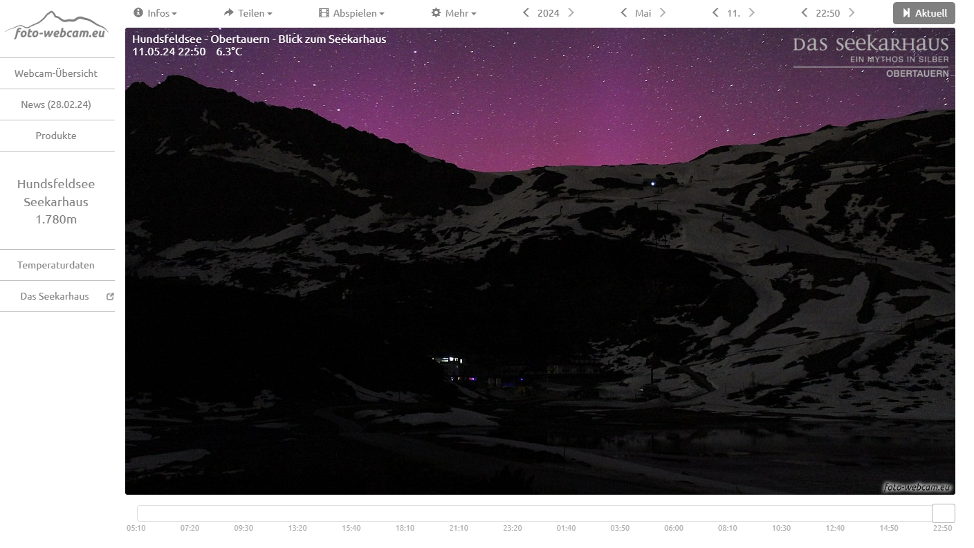 Erste Lichter kurz vor 23 Uhr.