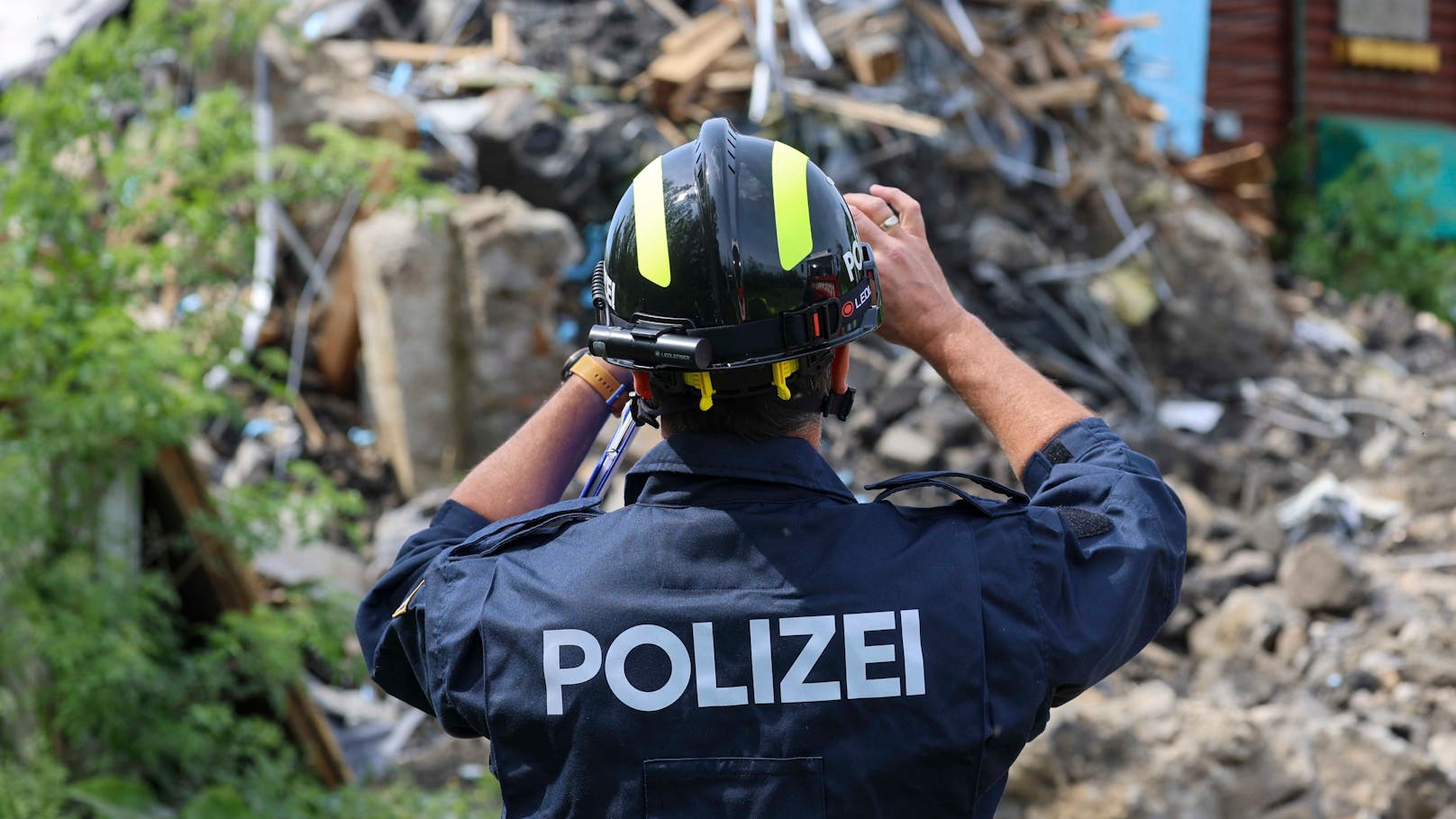 Ein Polizist im Einsatz