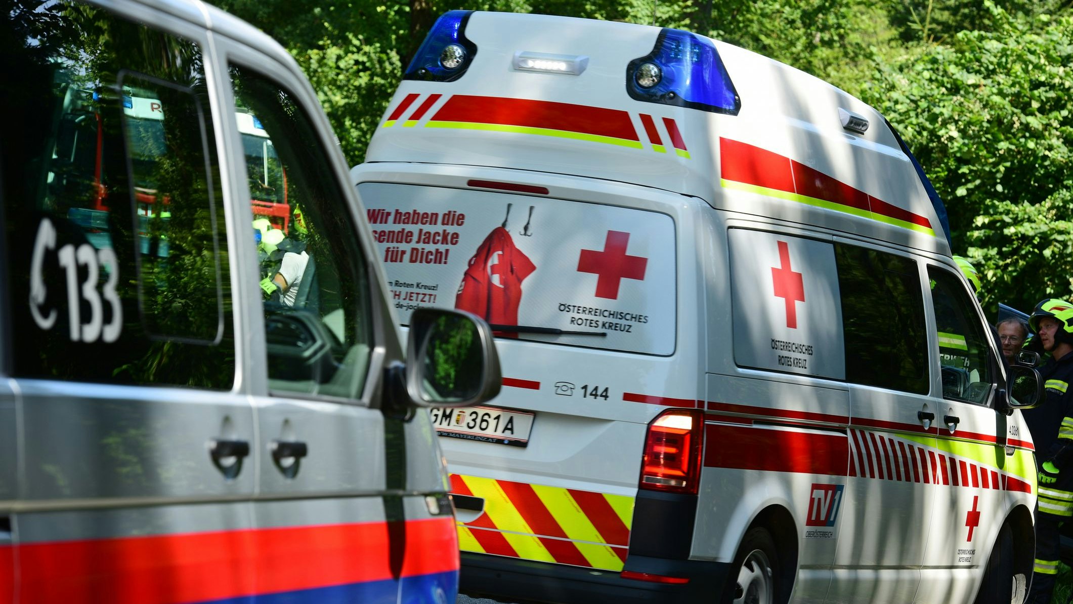 Weder Rettung noch Notarzt konnten die Fußgängerin retten. (Symbolbild)