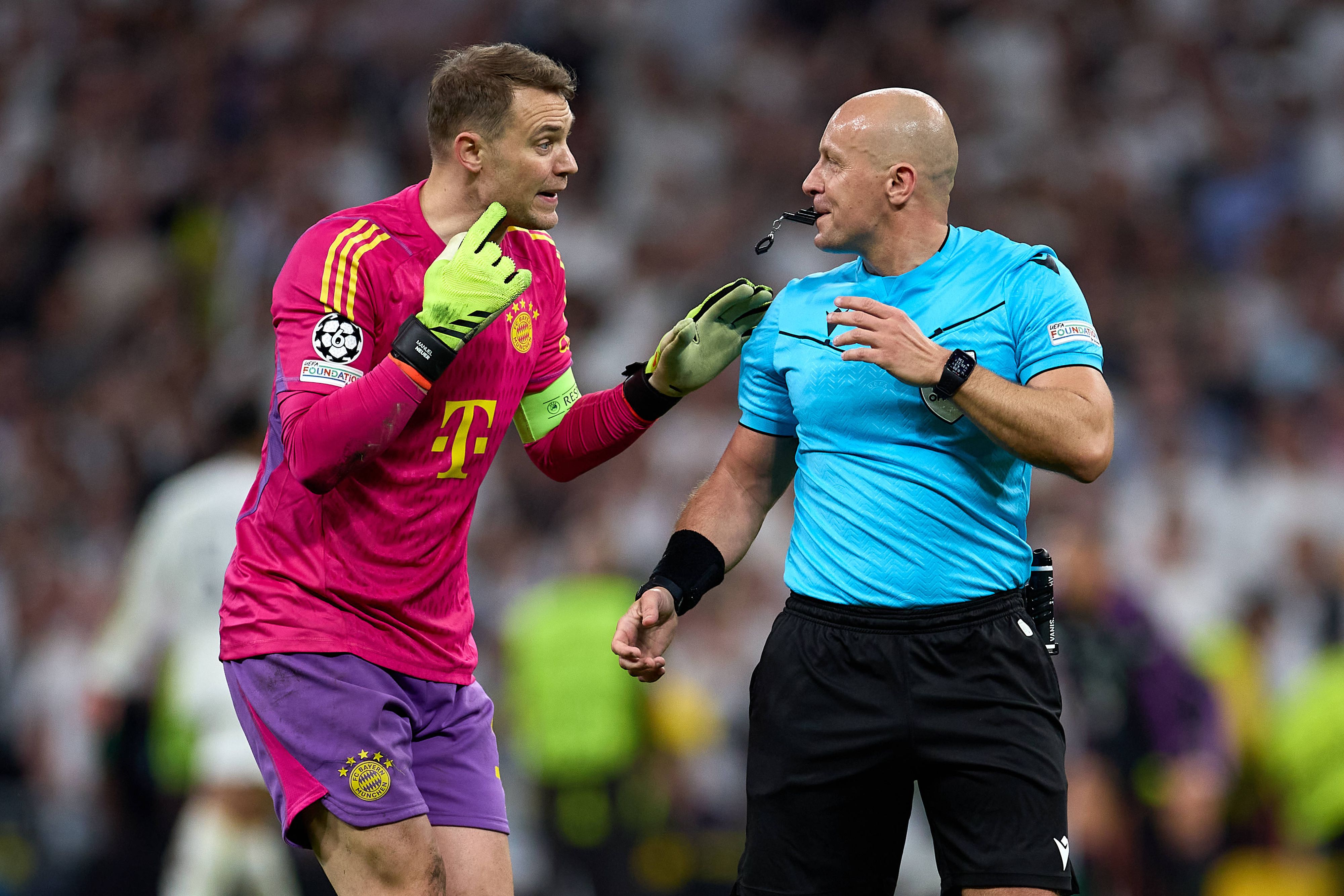 Der Schiedsrichter Szymon Marciniak sorgte mit einem Pfiff für Aufsehen.