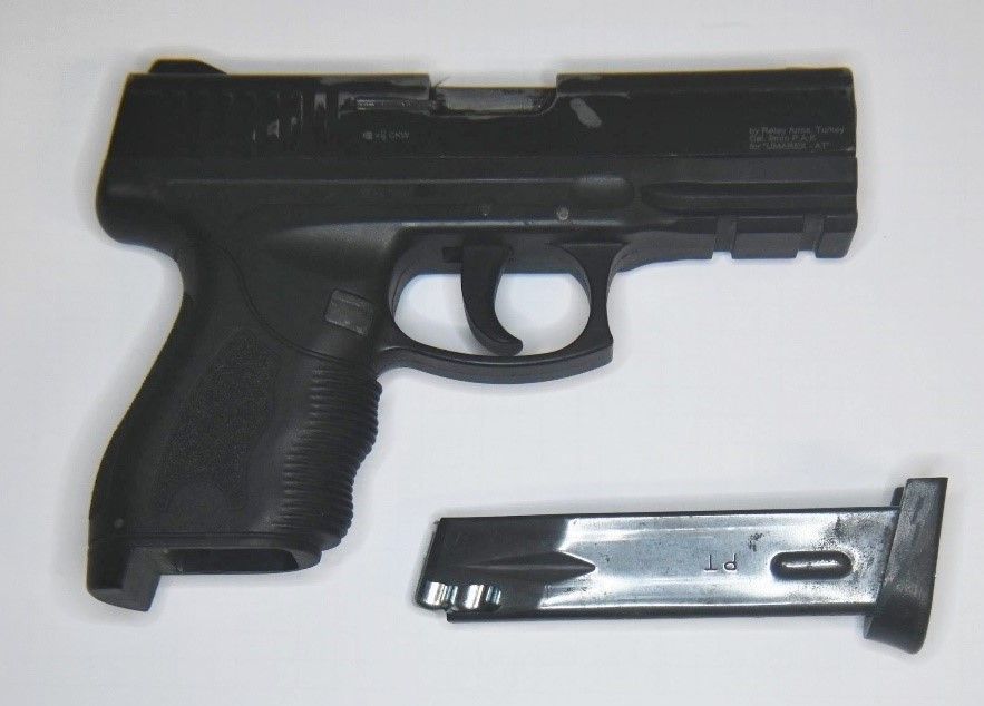 Die Beamten stellten diese Schreckschusswaffe sicher.