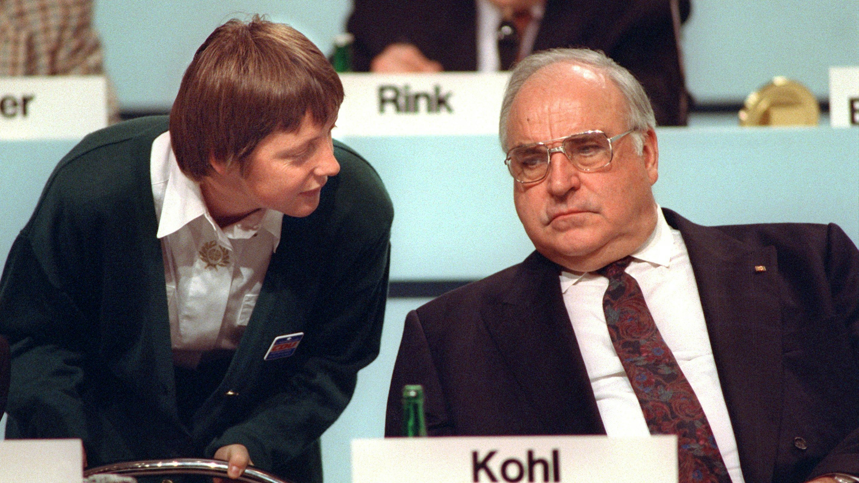 CDU-Parteitag 1991: Angela Merkel galt immer als "Erfindung" von Langzeitkanzler Helmut Kohl