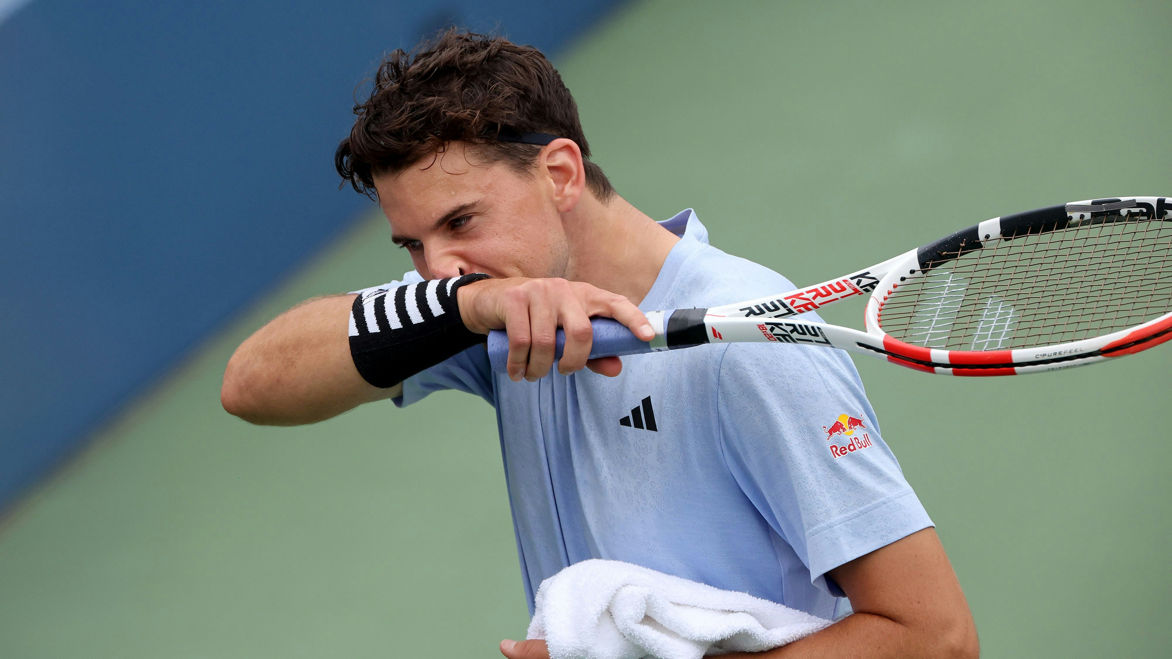 Dominic Thiem muss um die Teilnahme bei der French Open zittern.