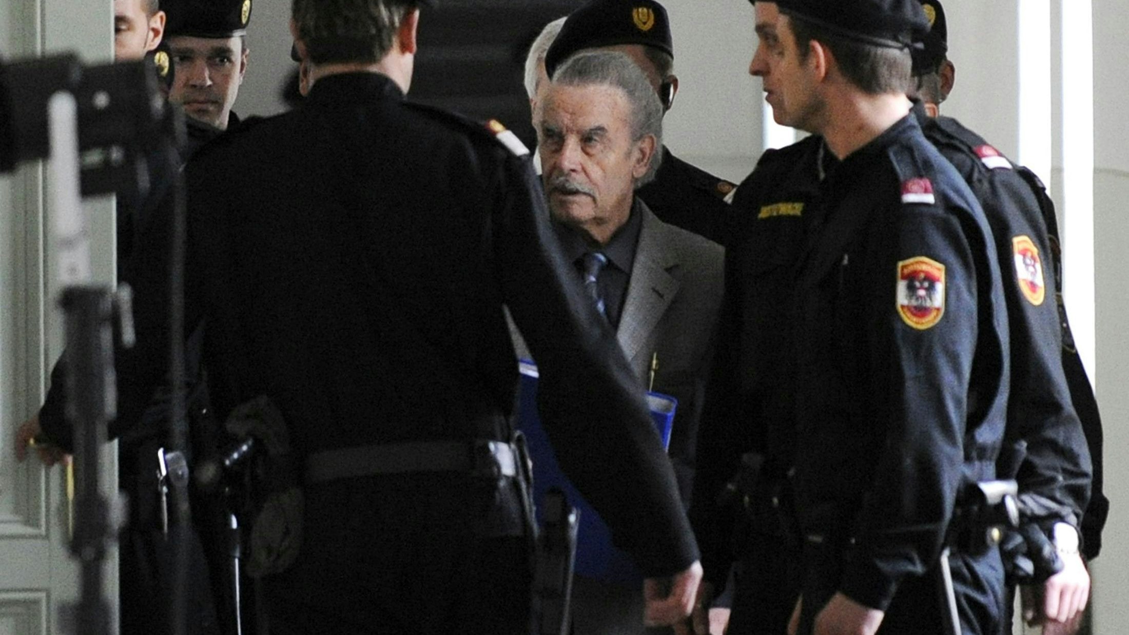 Fritzl soll in den Normalvollzug überstellt werden, doch das wird nicht einfach.