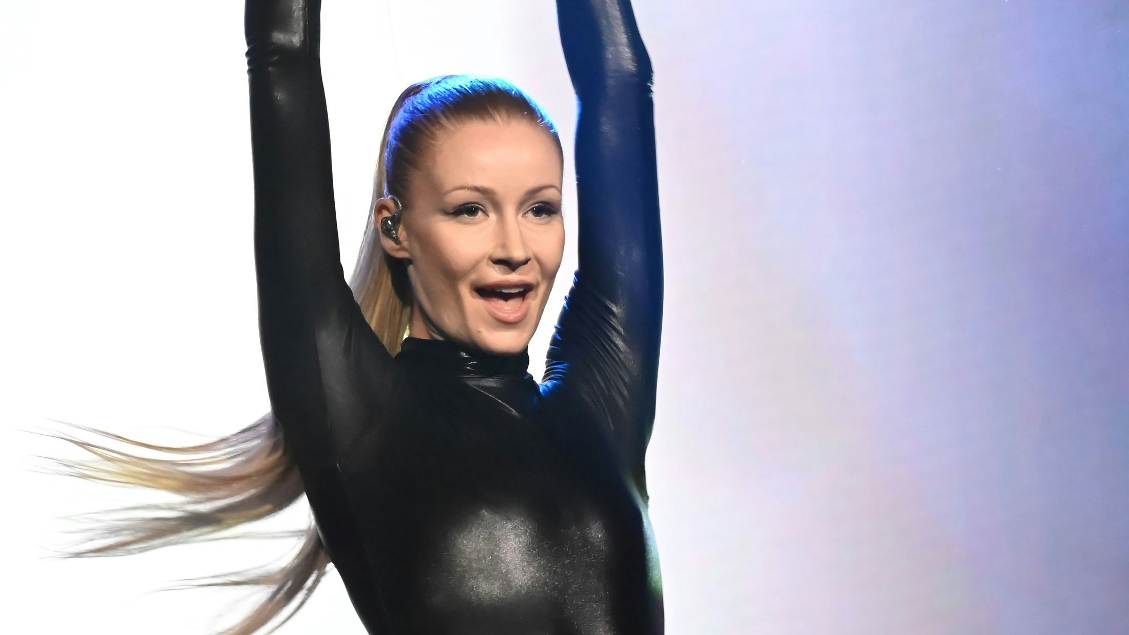 Kaleen verließ einfach die Bühne, angeblich hörte sie sich doppelt