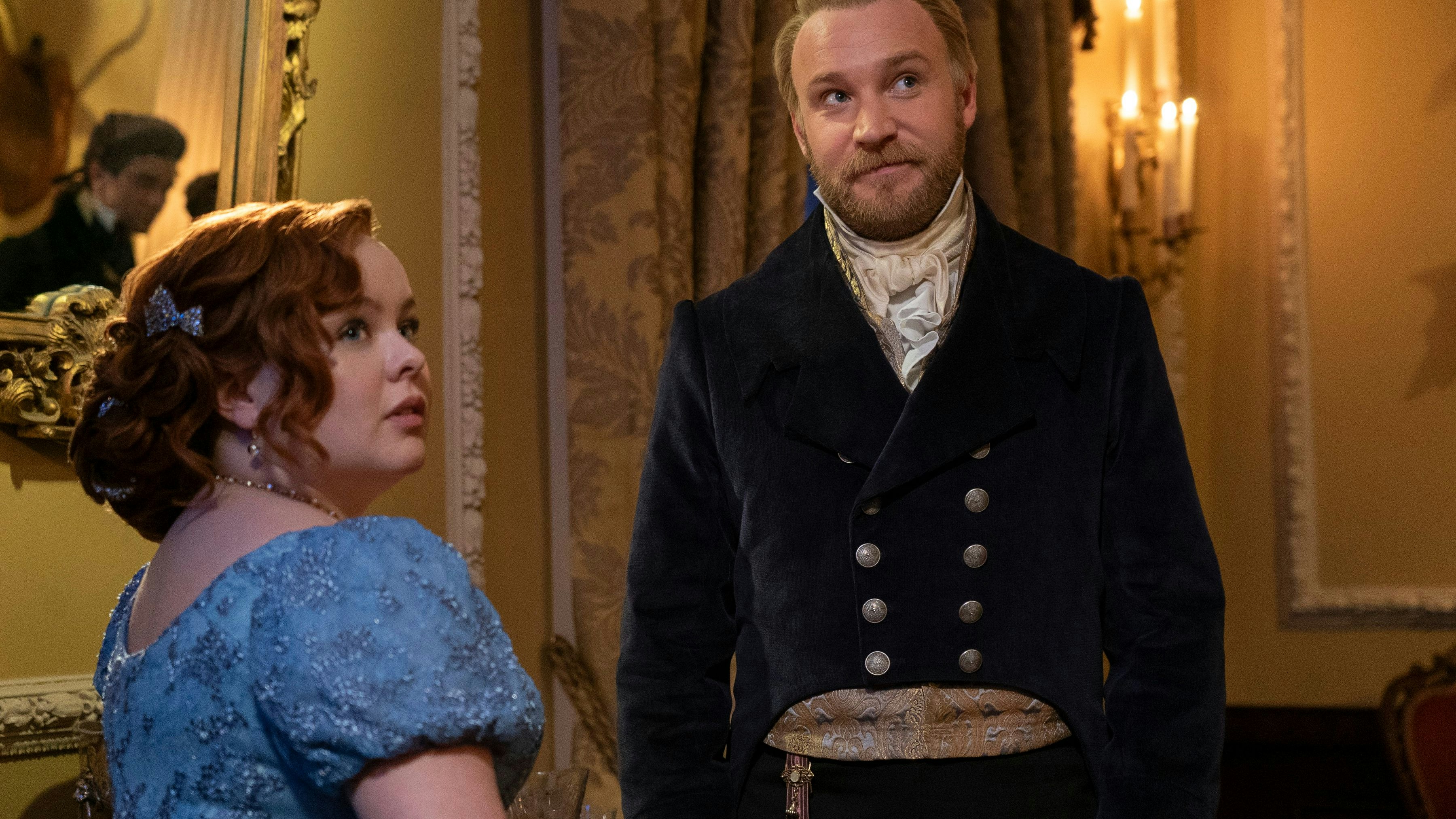 Doch langsam gewinnt das Mauerblümchen an Selbstbewusstsein und die ersten Verehrer stellen sich ein