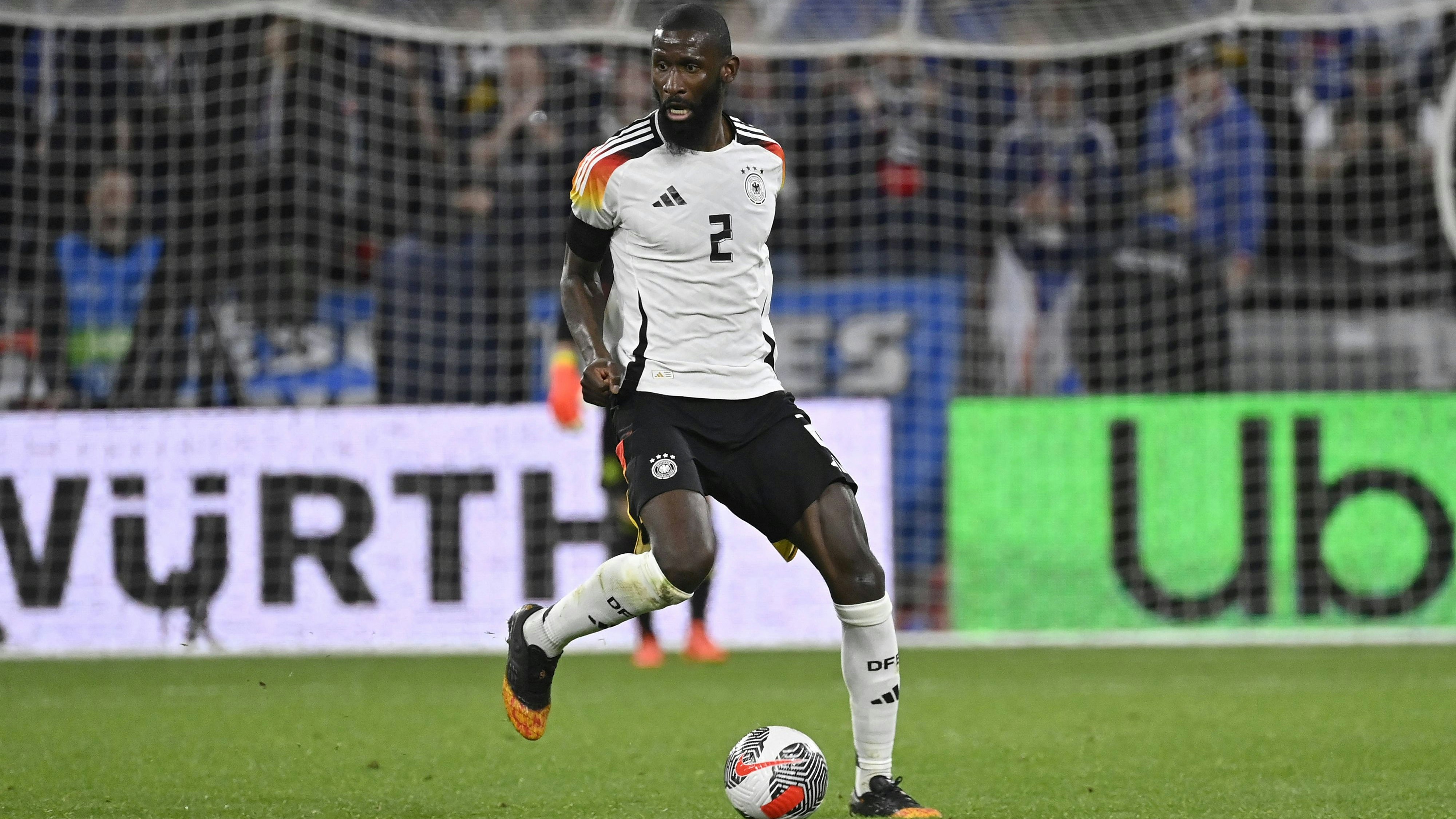 Antonio Rüdiger von Real Madrid ist in der Innenverteidigung bei Deutschland gesetzt.