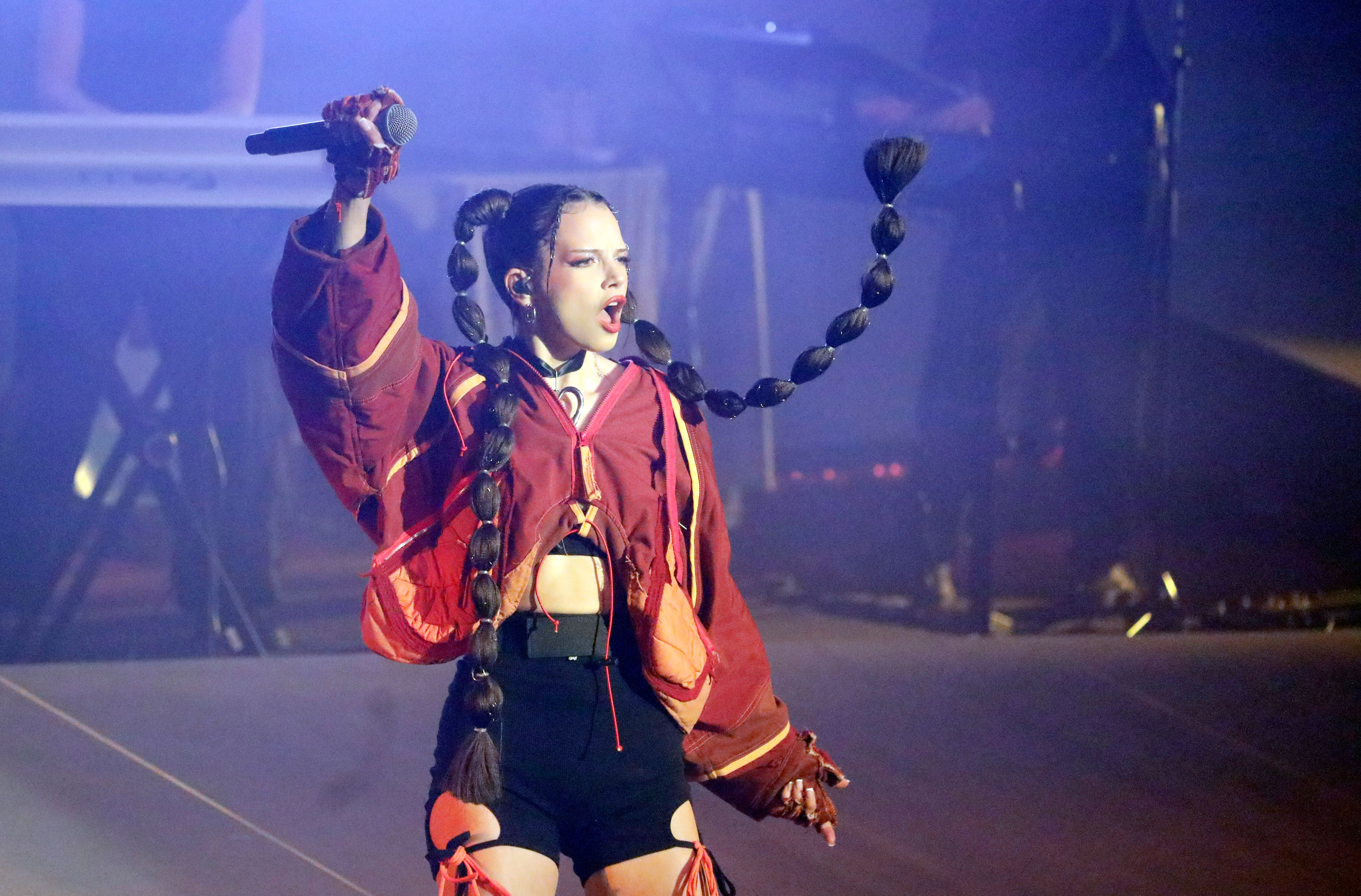 Nina Chuba verkündet Florian Wirtz im DFB-EM-Kader.