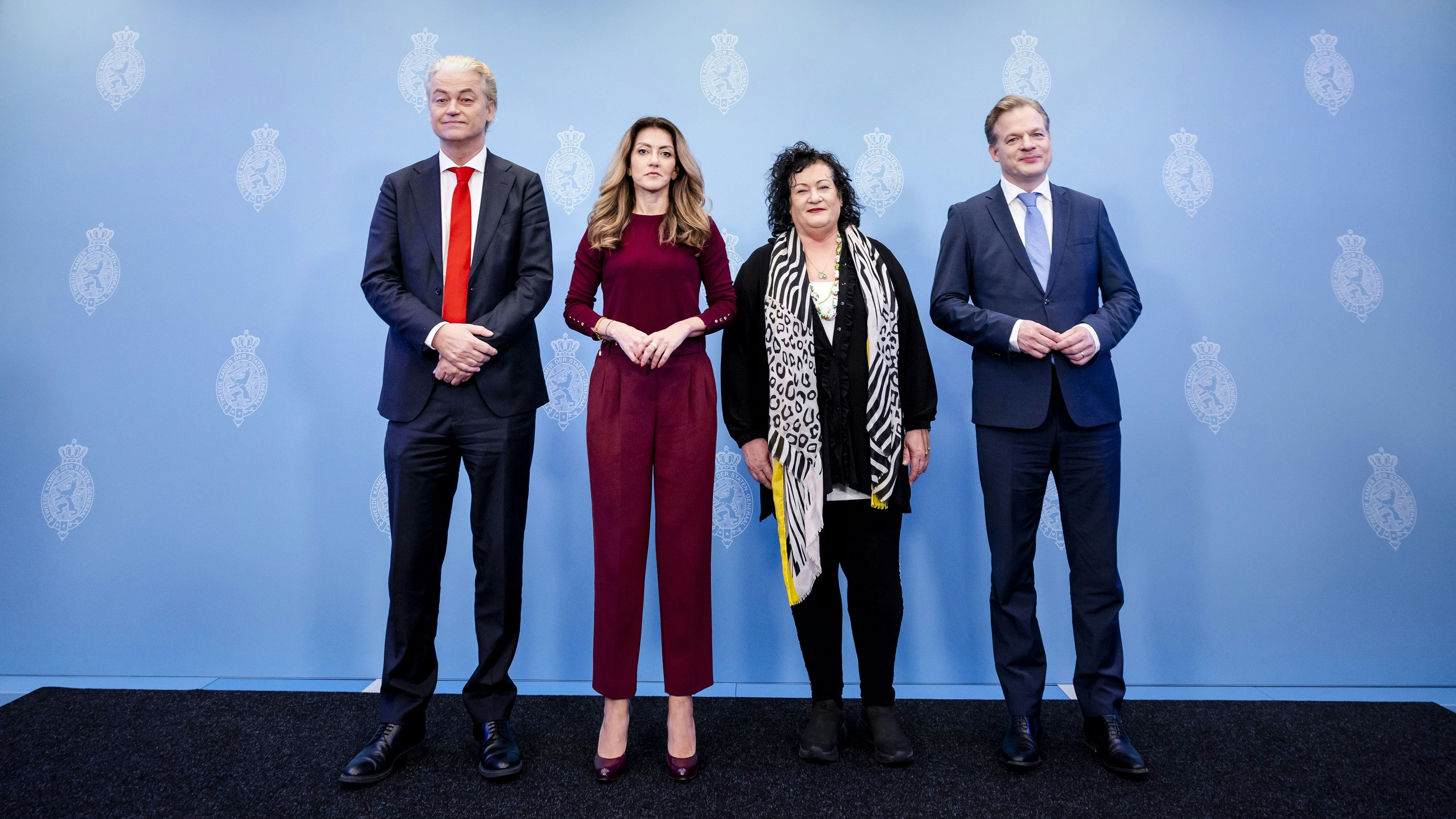 Die neue niederländische Regierung (v.l.): Geert Wilders (PVV), Dilan Yesilgoz (VVD), Caroline van der Plas (BBB) and Pieter Omtzigt (NSC) 