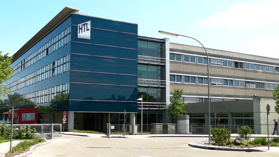 Industrie kämpft weiterhin mit Fachkräftemangel – HTL-Absolventen dringend gesucht.