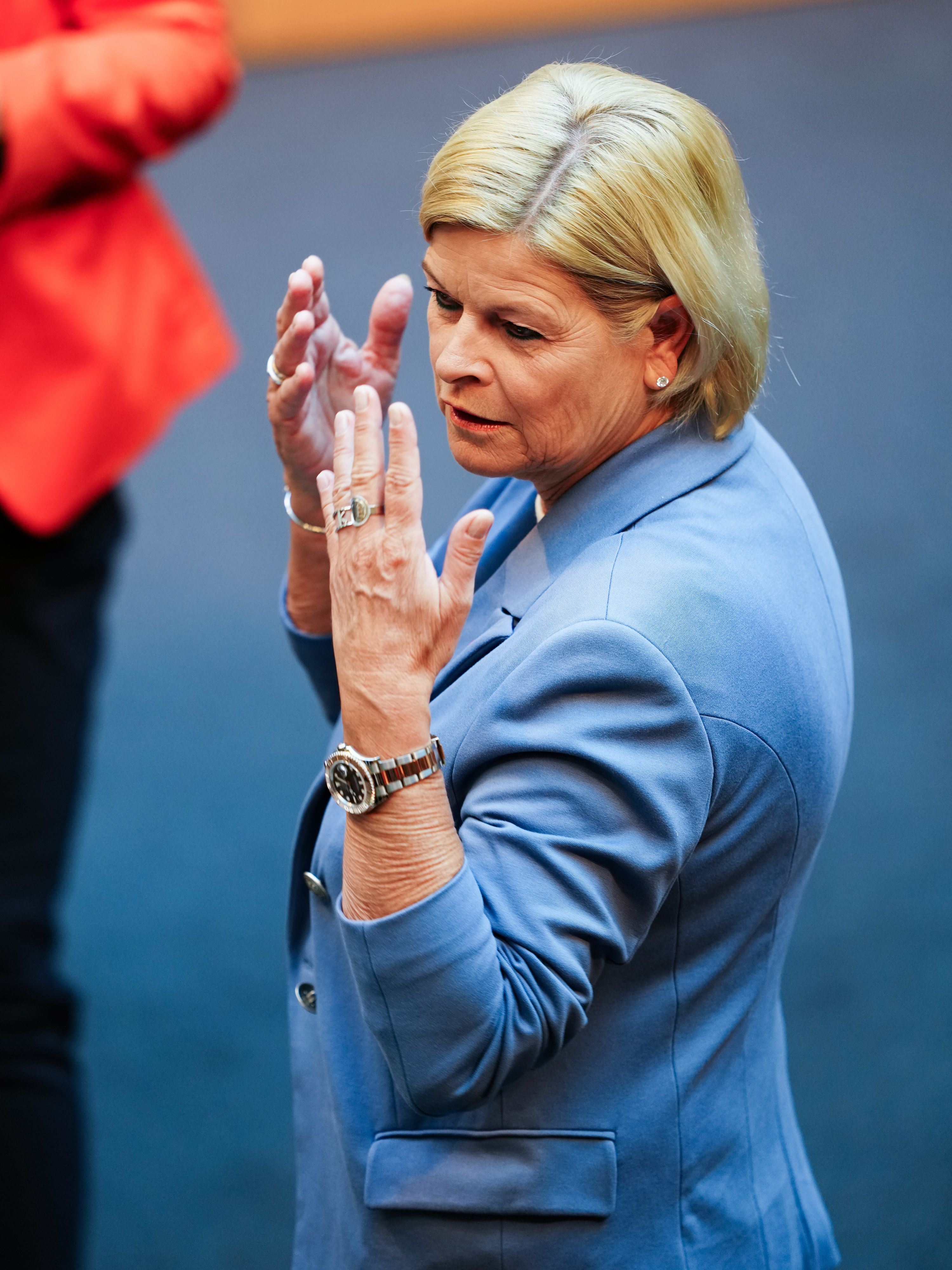 Verteidigungsministerin Klaudia Tanner (ÖVP) am 16. Mai 2024 bei der Nationalratssitzung im Parlament.