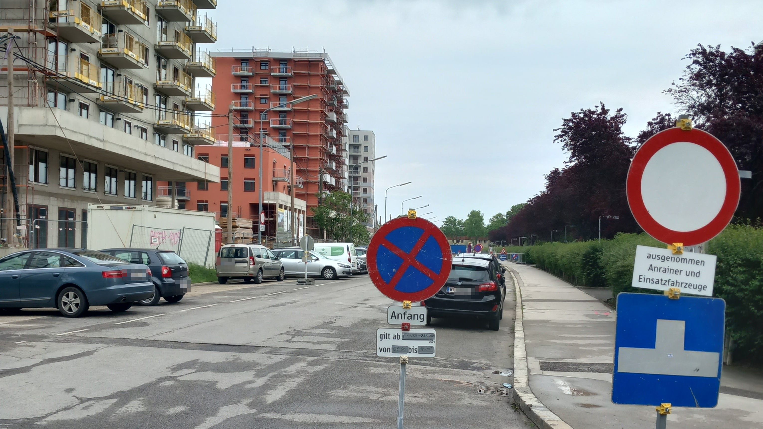 Ein Wiener kämpft seit Wochen damit, einen Parkplatz für sein Auto zu finden.