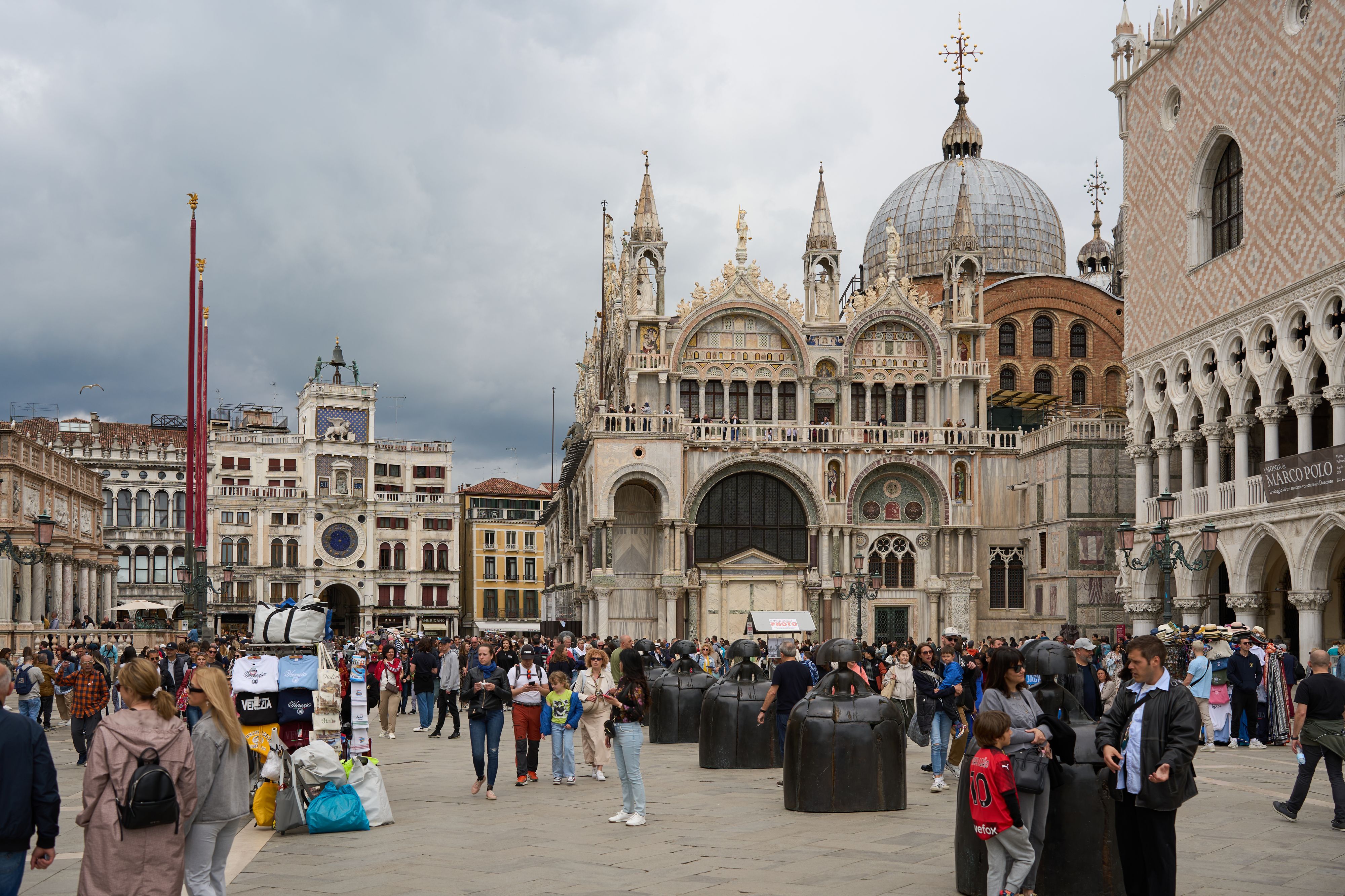 Die Gebühr von 5 Euro soll den Massentourismus abschwächen, doch ist sie in den Augen vieler nur Augenwischerei.