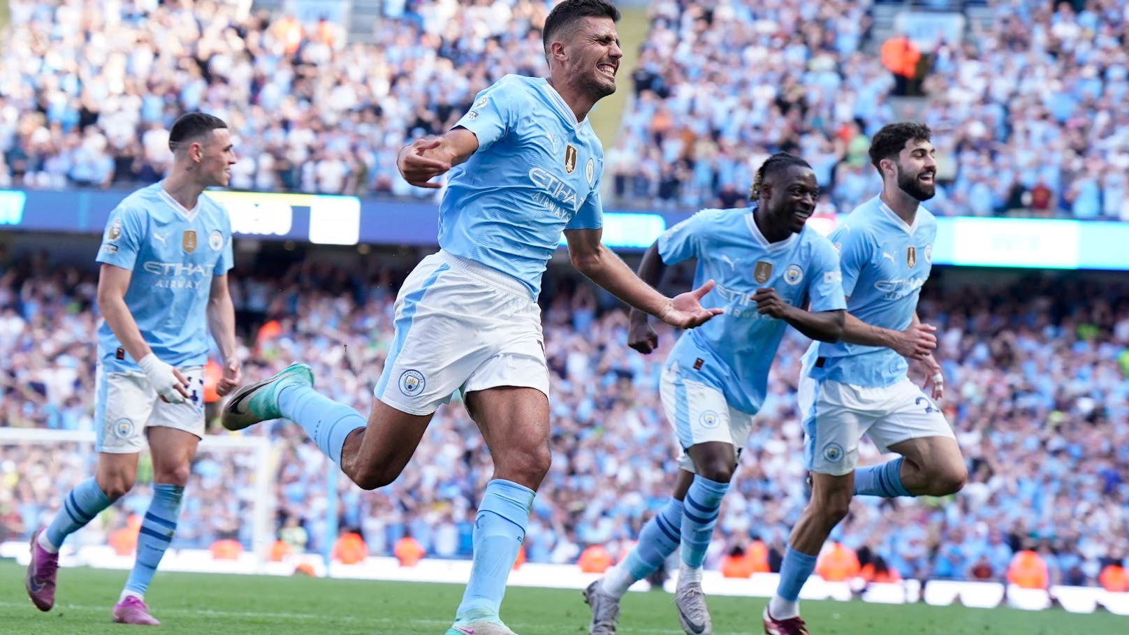 Manchester City holt Titel, Tränen-Abschied von Klopp