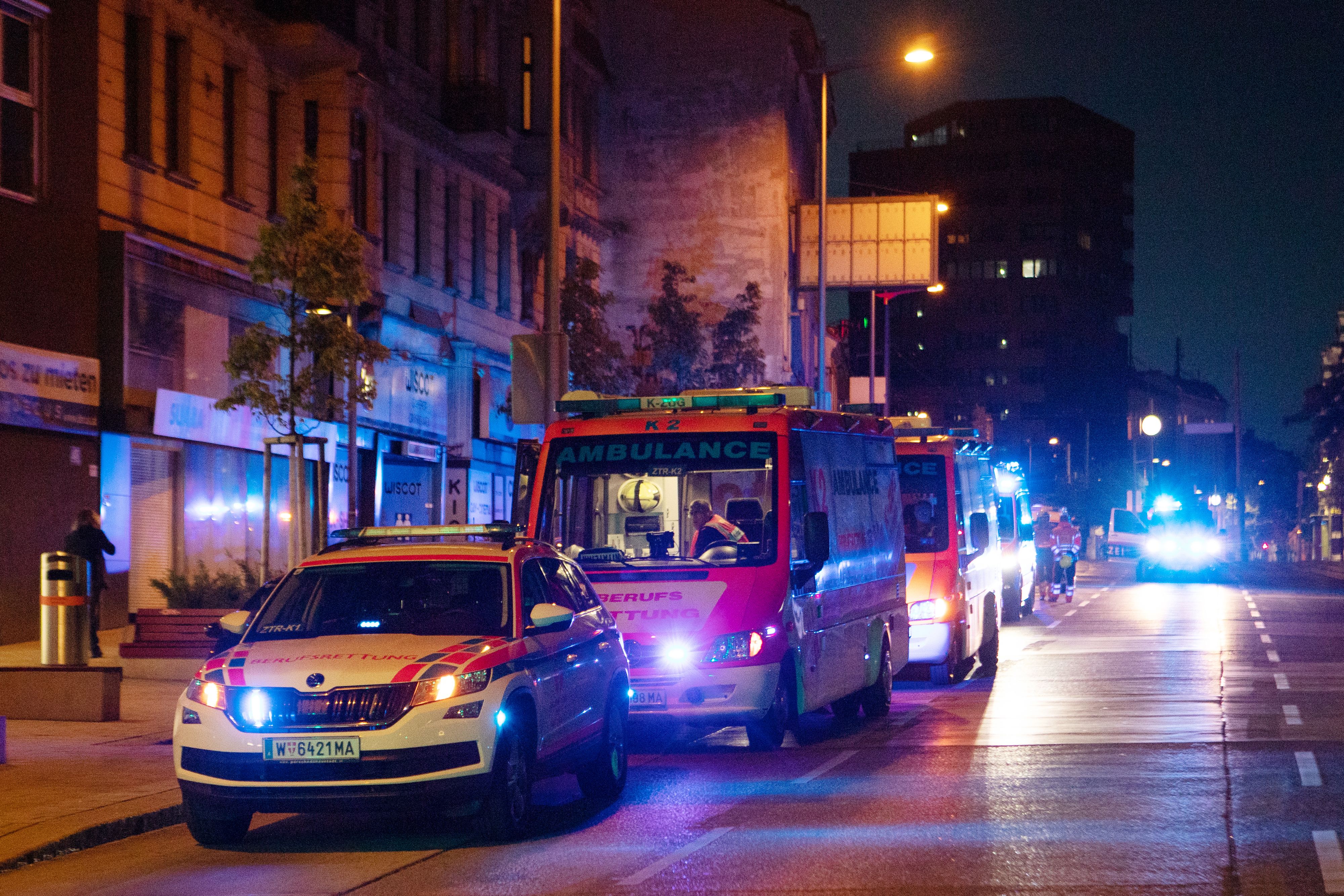 Am Dienstagmorgen wurde ein Fußgänger beim Überqueren des Gürtels von einem Auto verletzt. (SYMBOLFOTO)
