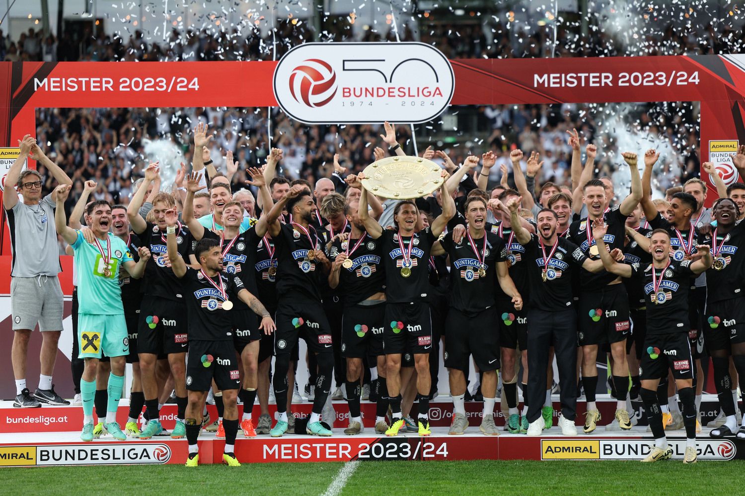 Sturm jubelt über den Meistertitel