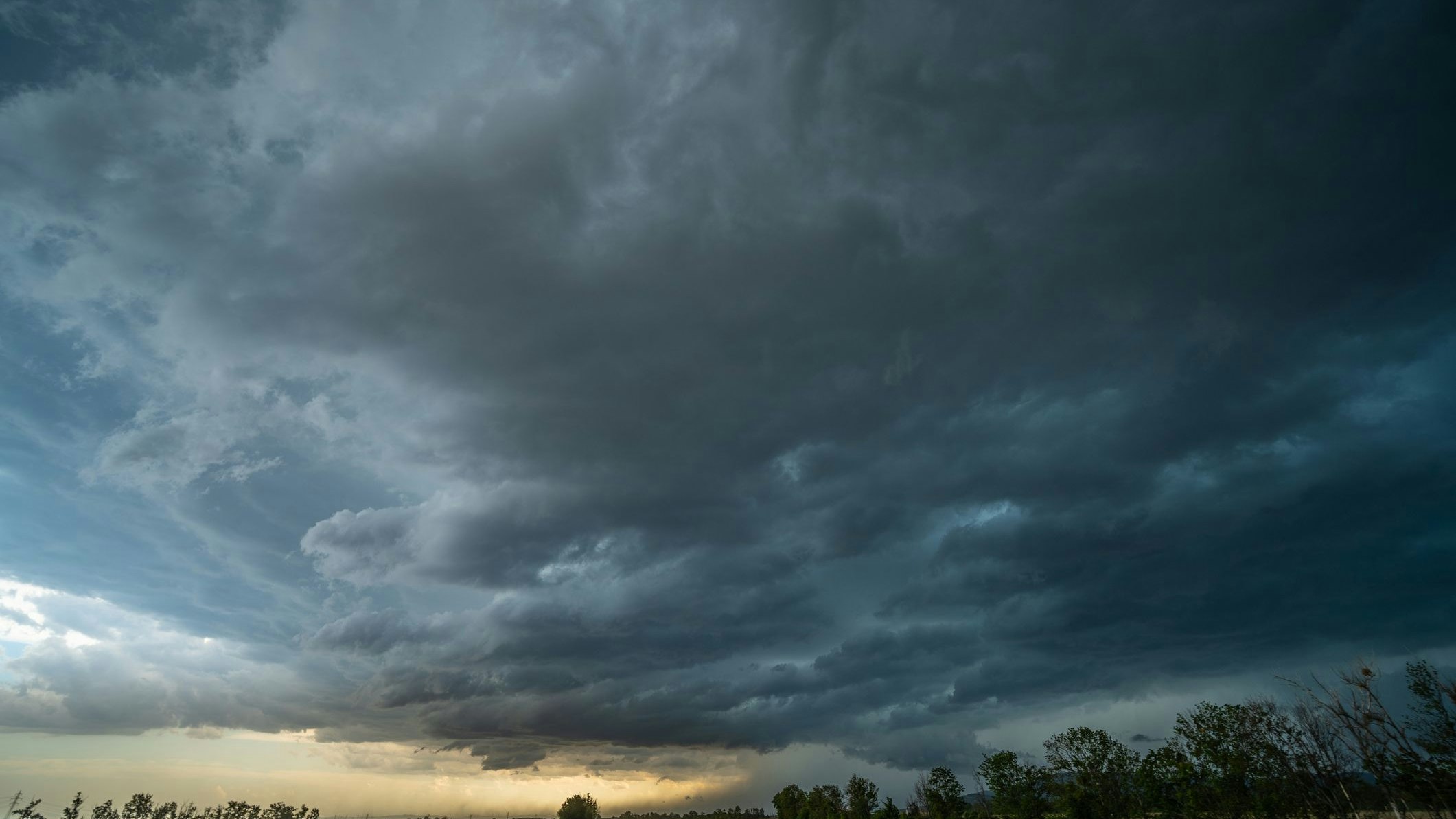In sieben Bundesländern wurde die Warnstufe für Gewitter und Hagel erhöht. (Symbolbild)
