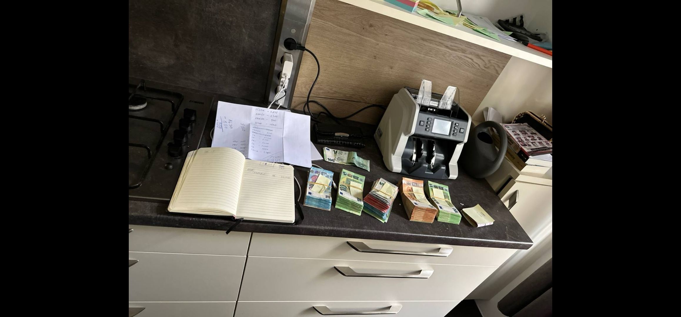 Suchtgifthändlerring zerschlagen: Sichergestelltes Bargeld