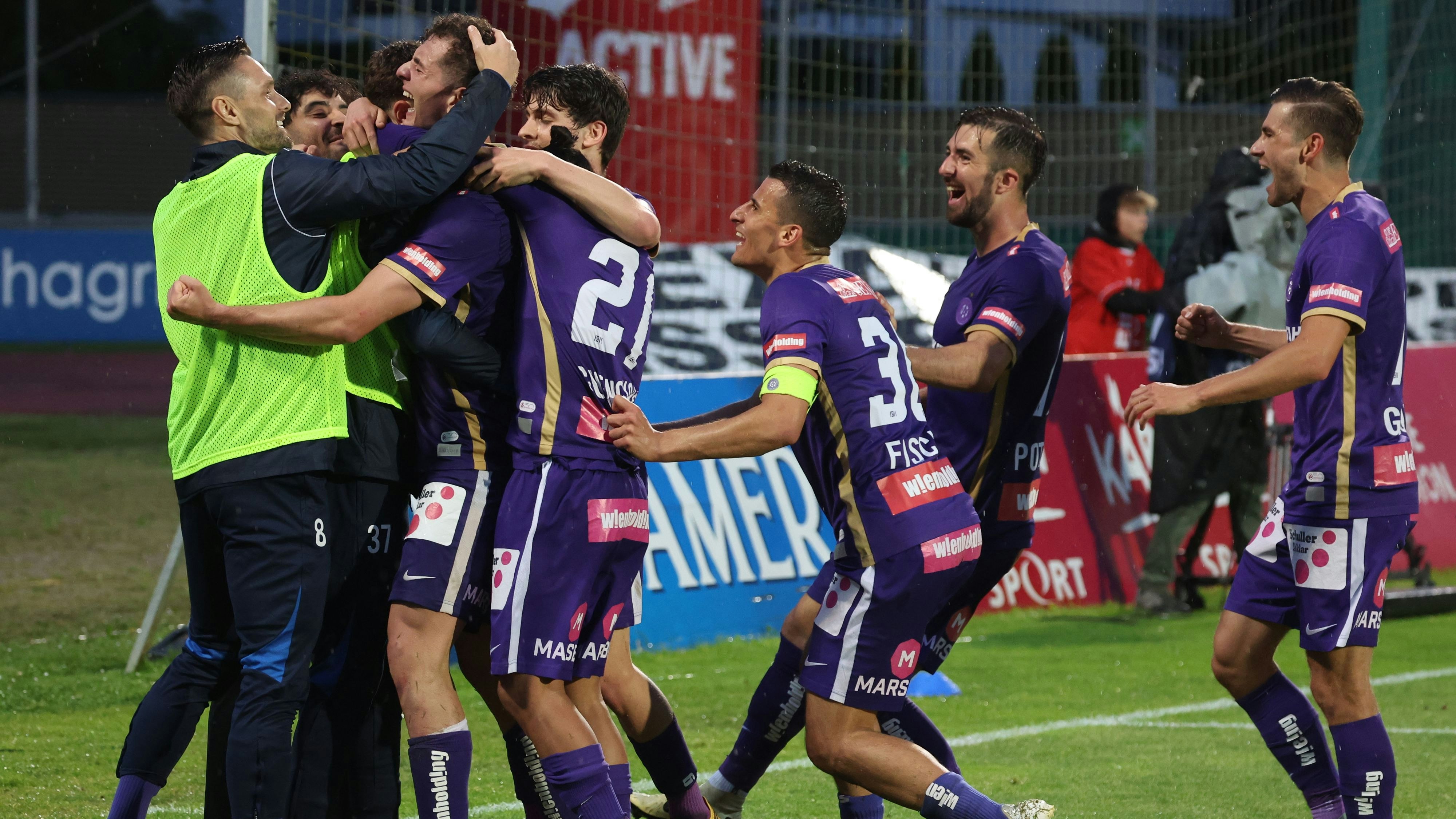 Die Wiener Austria jubelte über das 2:1 in letzter Minute.