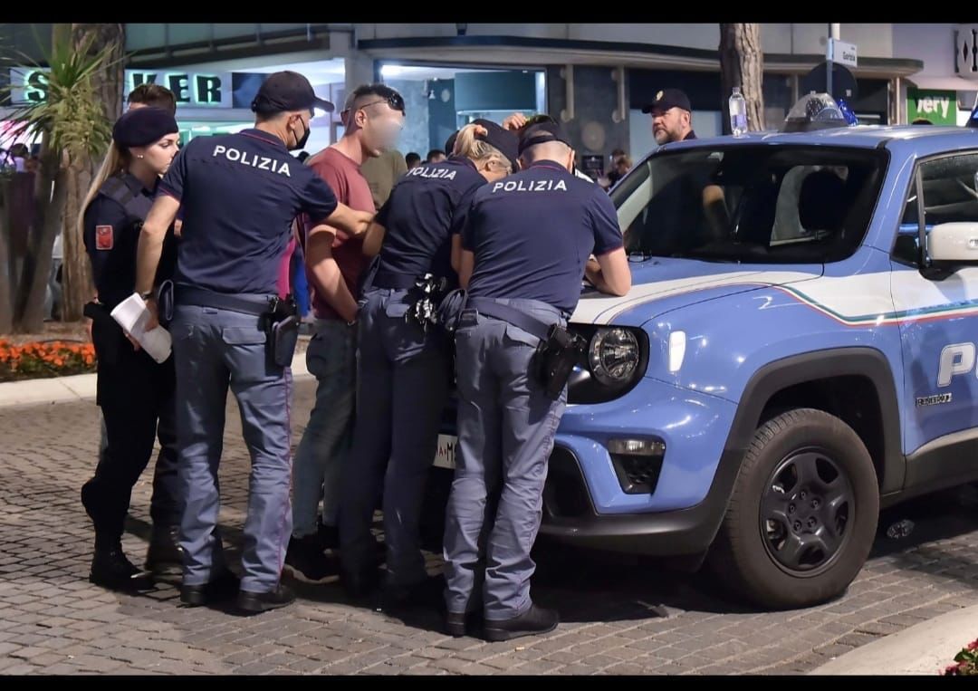 Die Polizei hatte am Pfingstwochenende in Lignano wieder alle Hände voll zu tun.