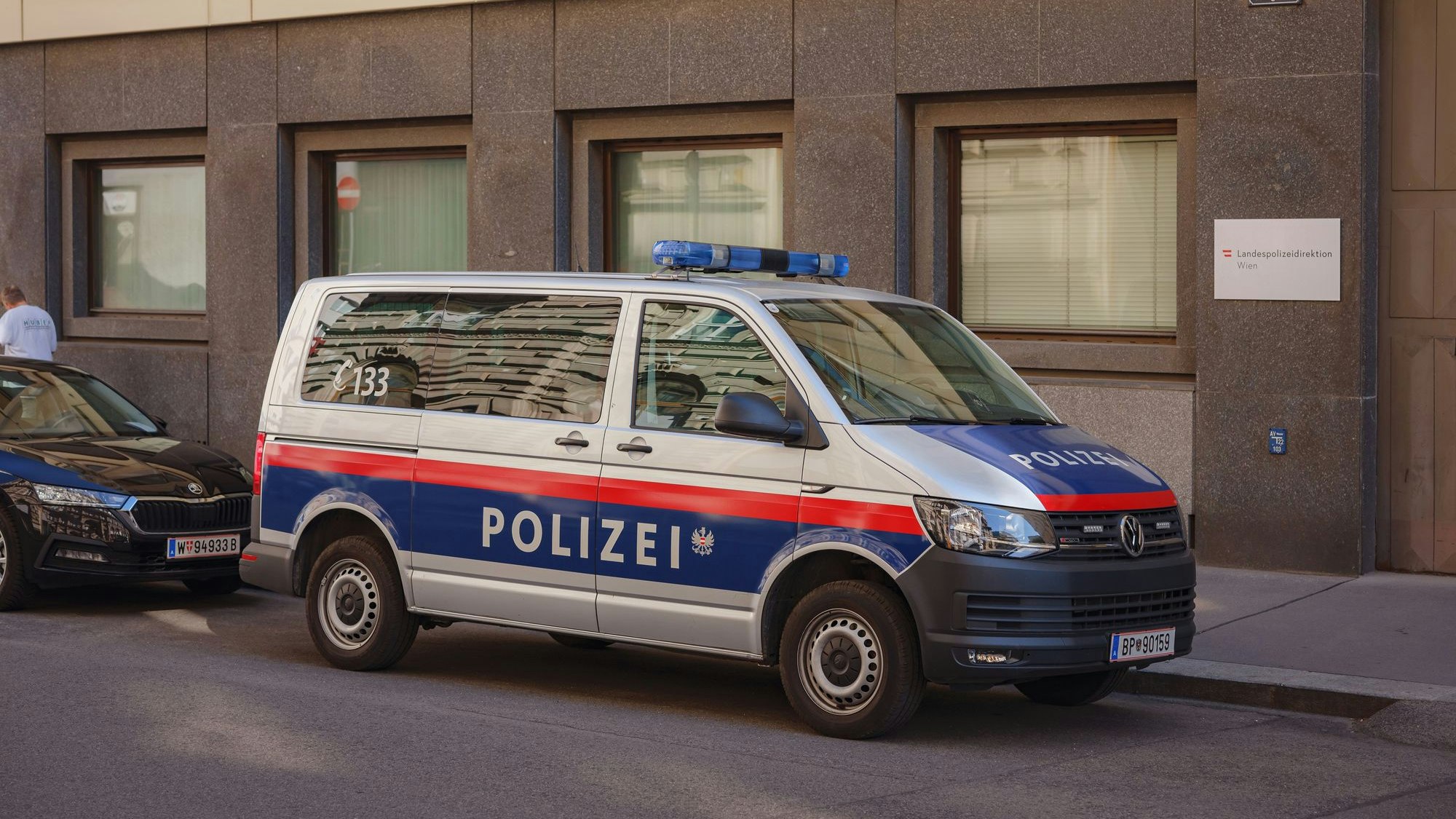 Zwei der Verdächtigen konnten gefasst werden. (Symbolbild)