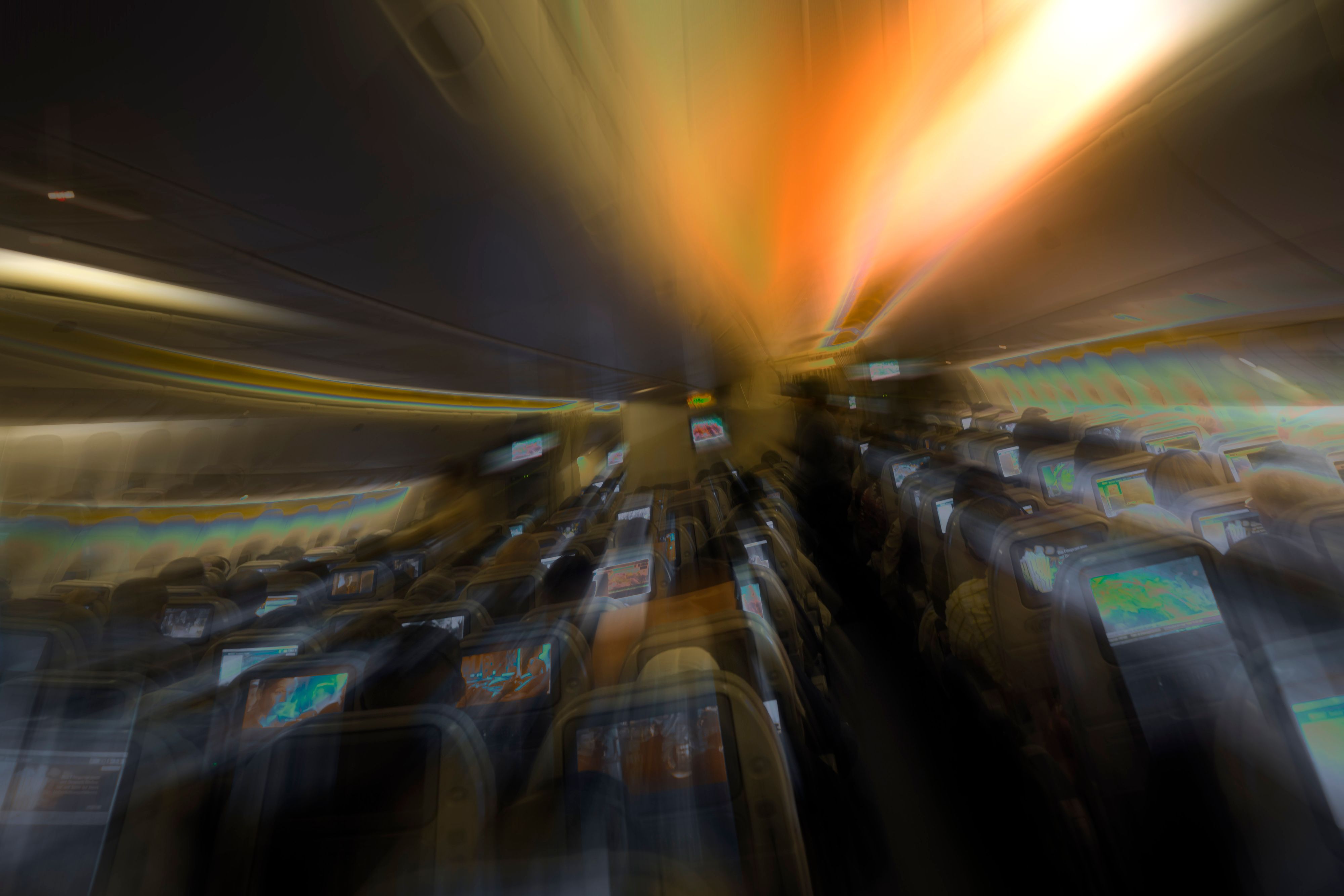 Schwere Turbulenzen auf Flugreisen nehmen durch den Klimawandel deutlich zu.