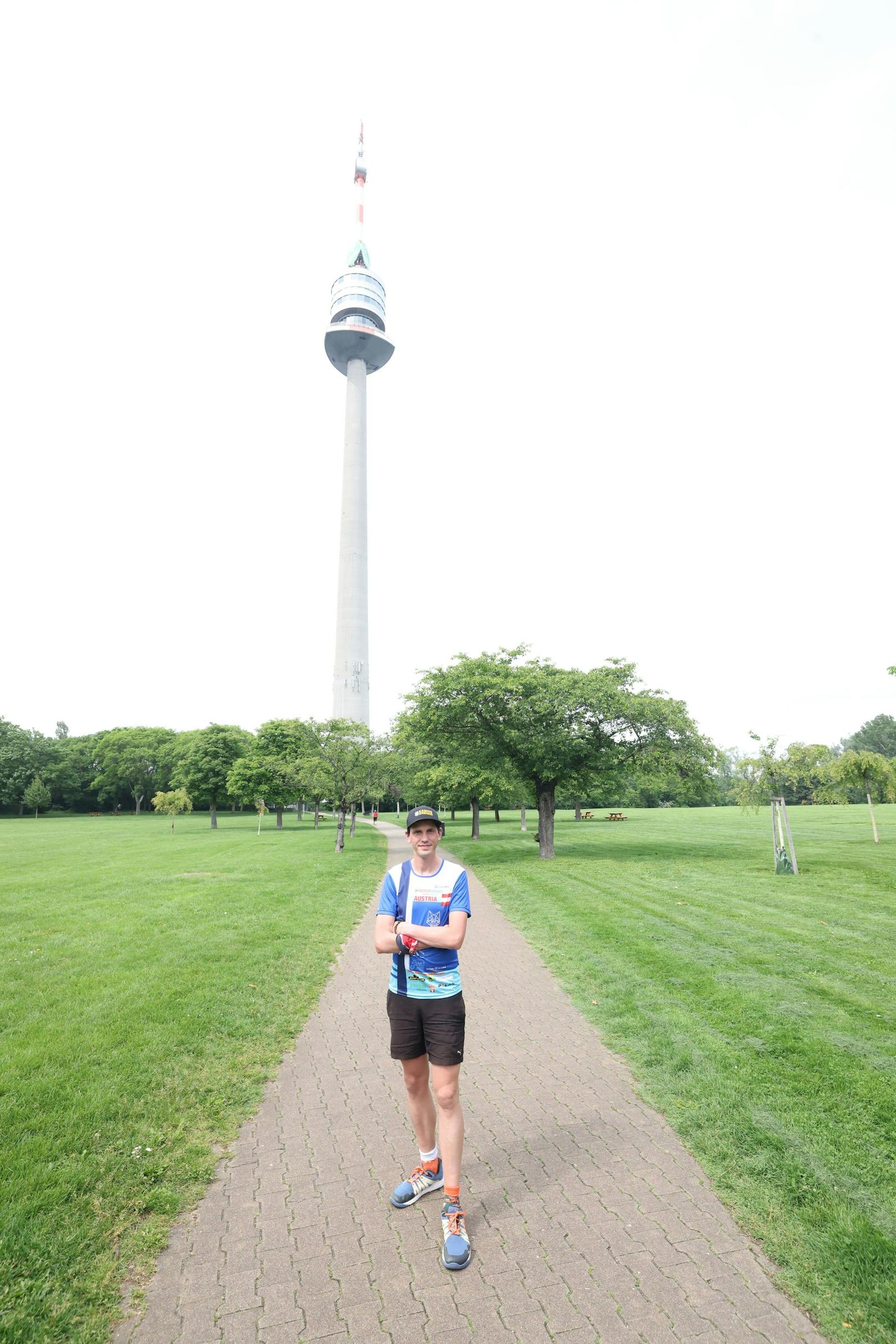 Niederösterreicher will 100 Kilometer am Donauturm laufen