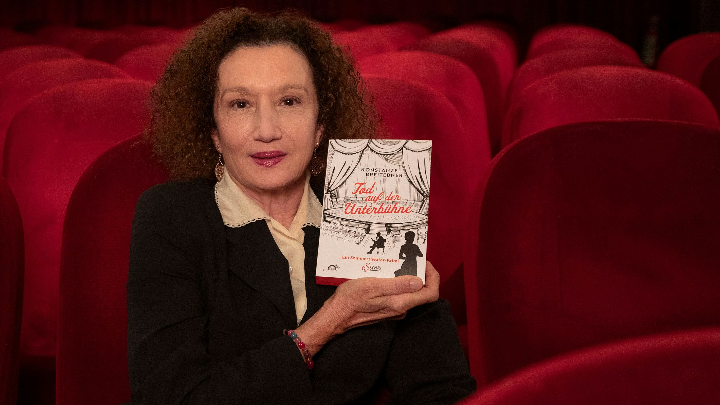 Heute.at - Konstanze Breitebner: Sie gibt düstere Einblicke