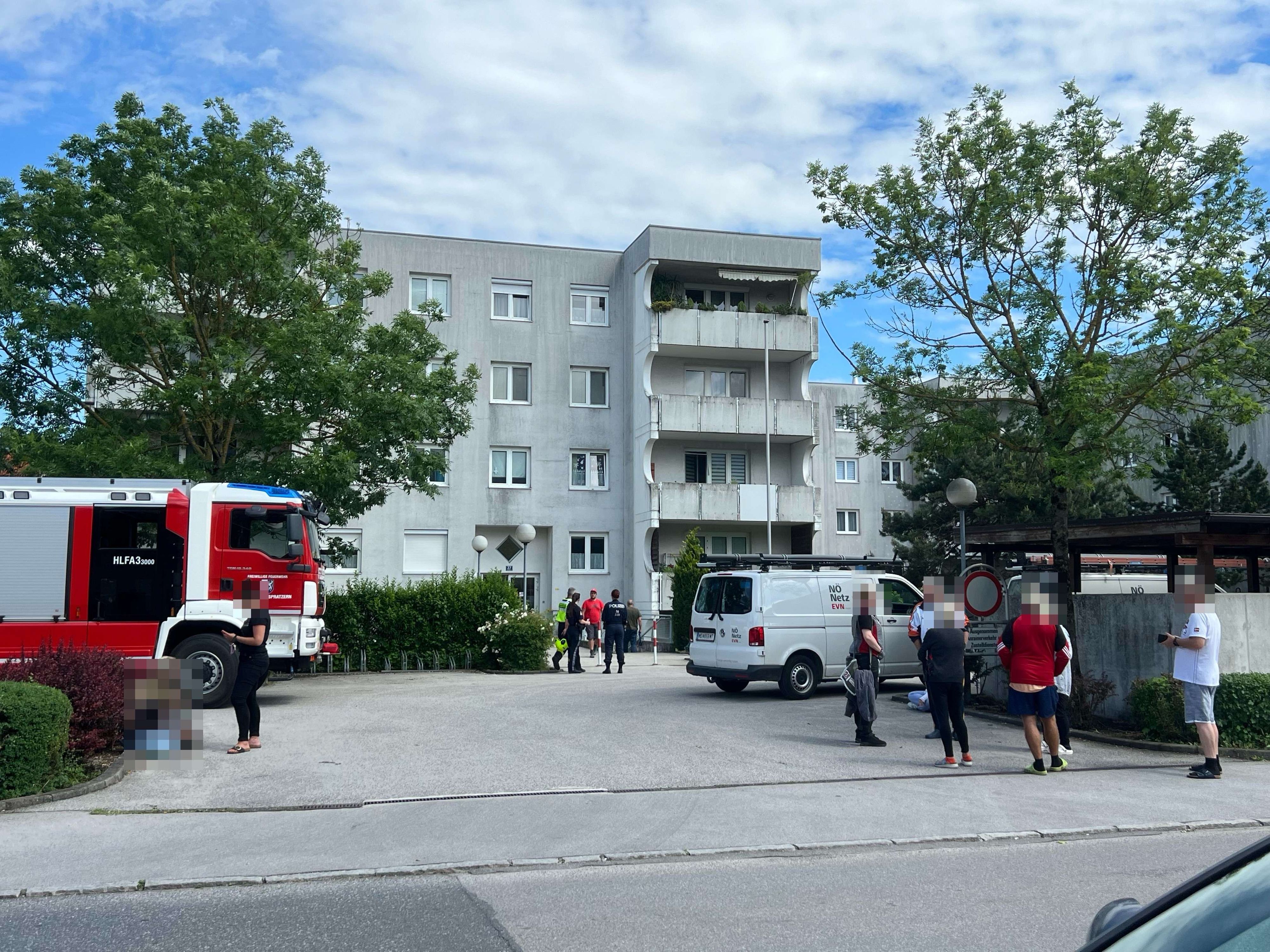 Am Mittwoch musste ein Wohnhaus in St. Pölten evakuiert werden. Grund dafür war Gasgeruch