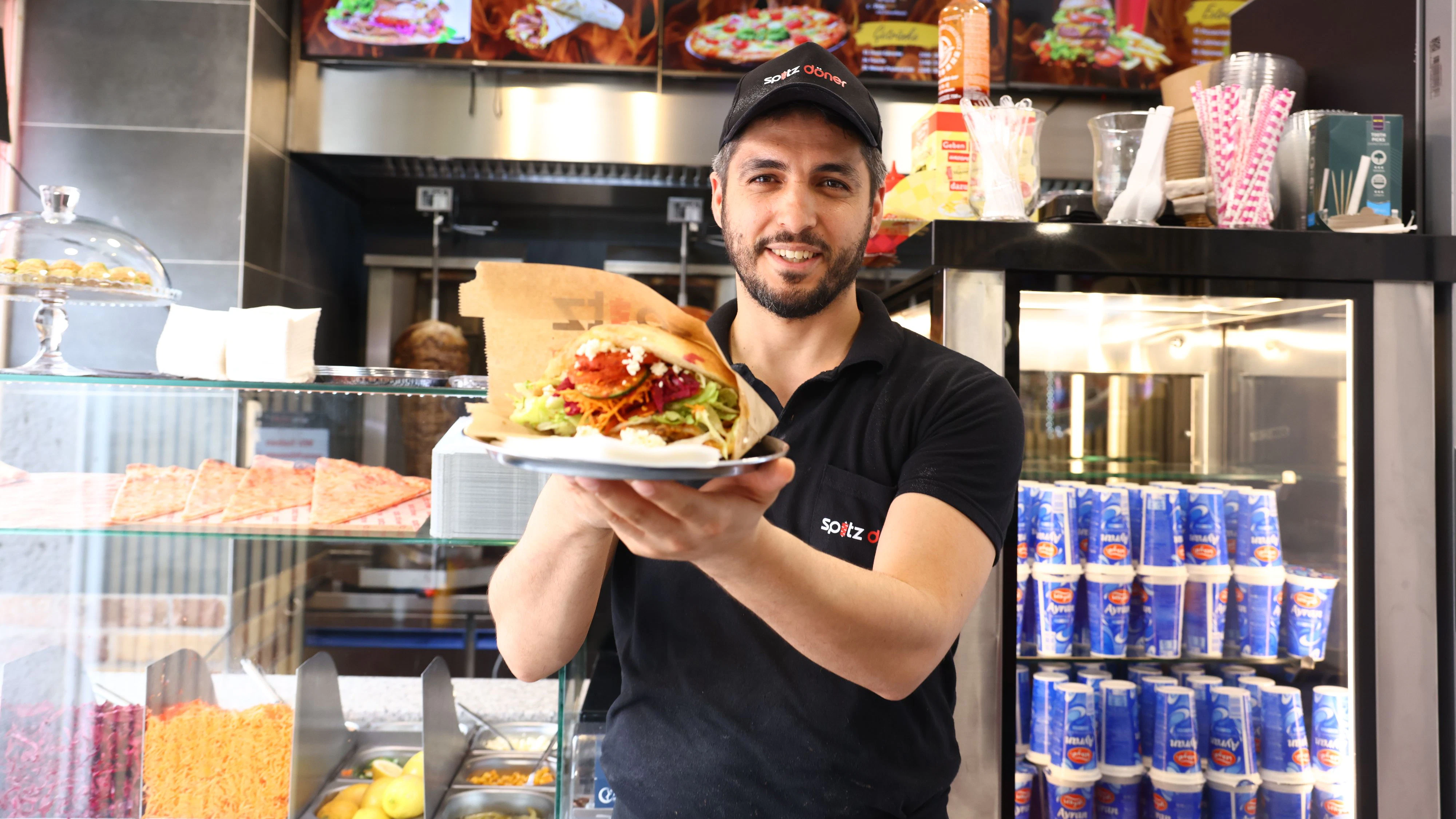 Heute.at - Wiener Gastronom überrascht alle Gäste mit Mega-Angebot
