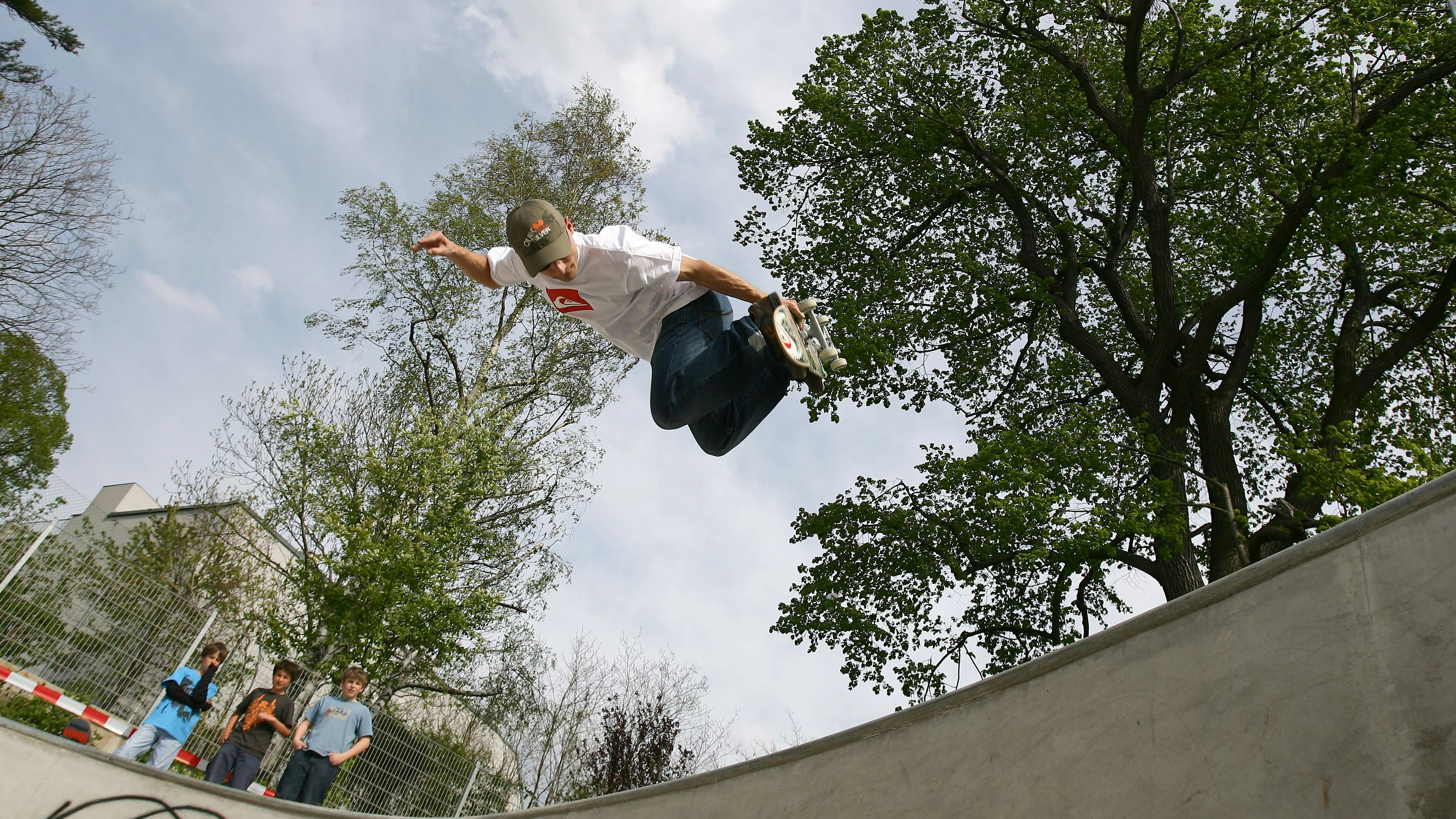 Skater müssen auf den Park am Christine -Enghaus-Weg in Hütteldorf ausweichen.