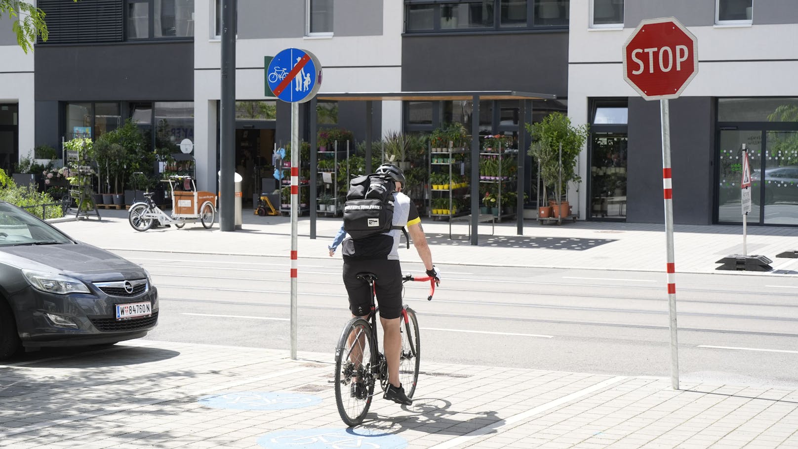 "Sinnlos": Stopptafel für Radfahrer sorgt für Aufregung